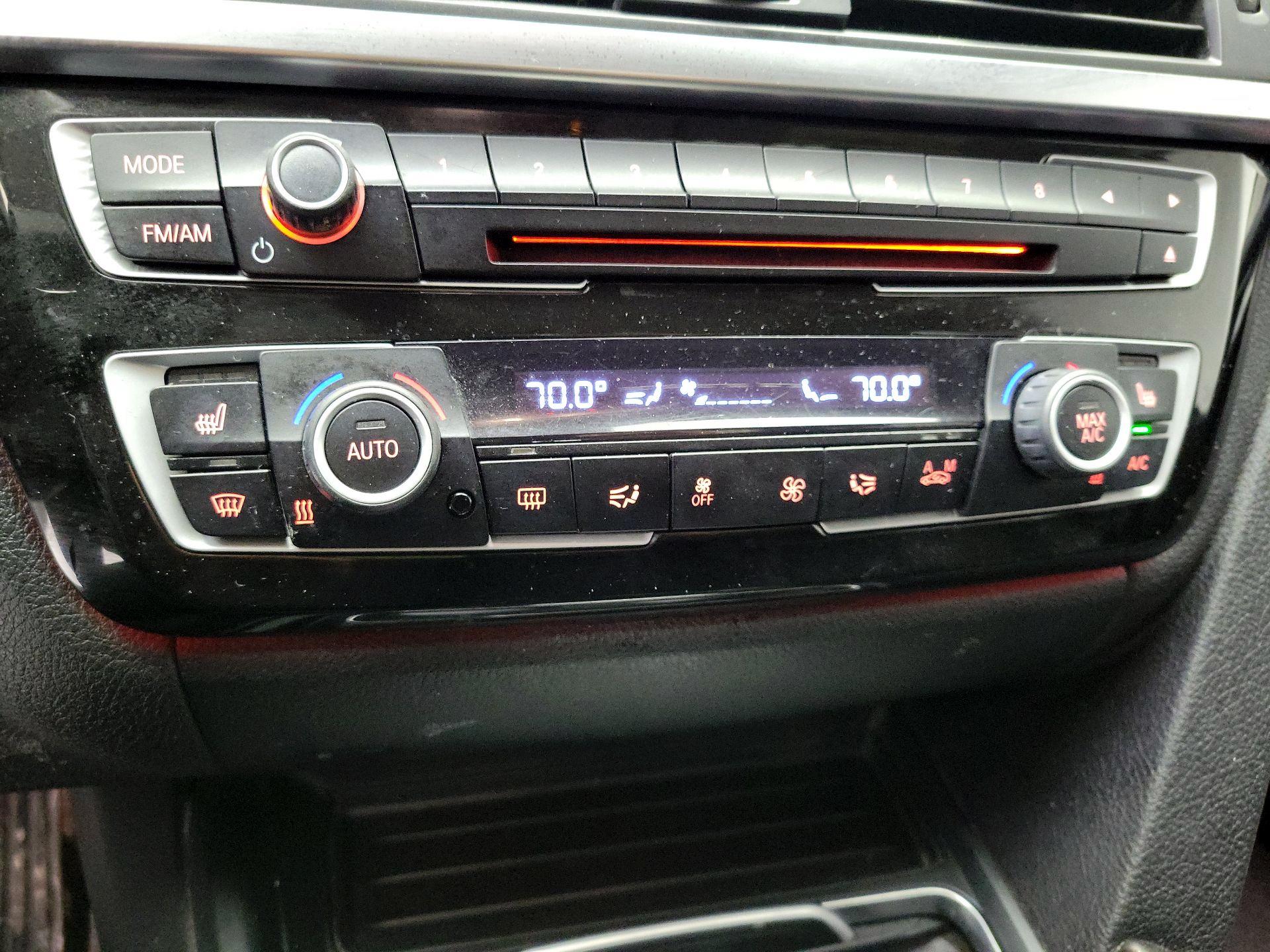 Thumbnail: 2018 BMW 3 Series - 15