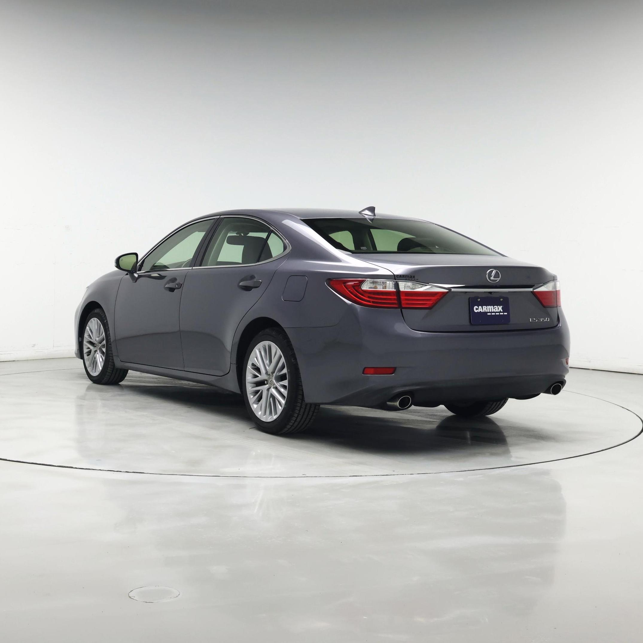 Thumbnail: 2015 Lexus ES - 2