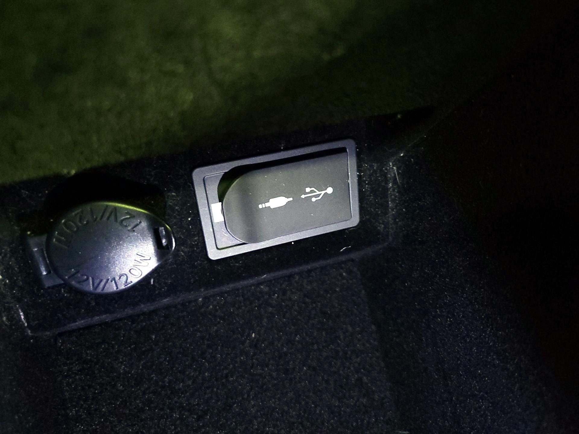 Thumbnail: 2015 Lexus ES - 19