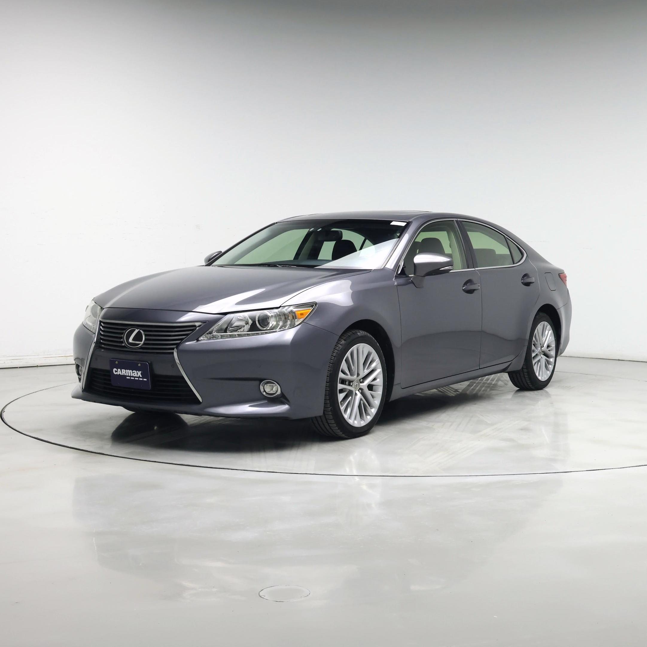 Thumbnail: 2015 Lexus ES - 4