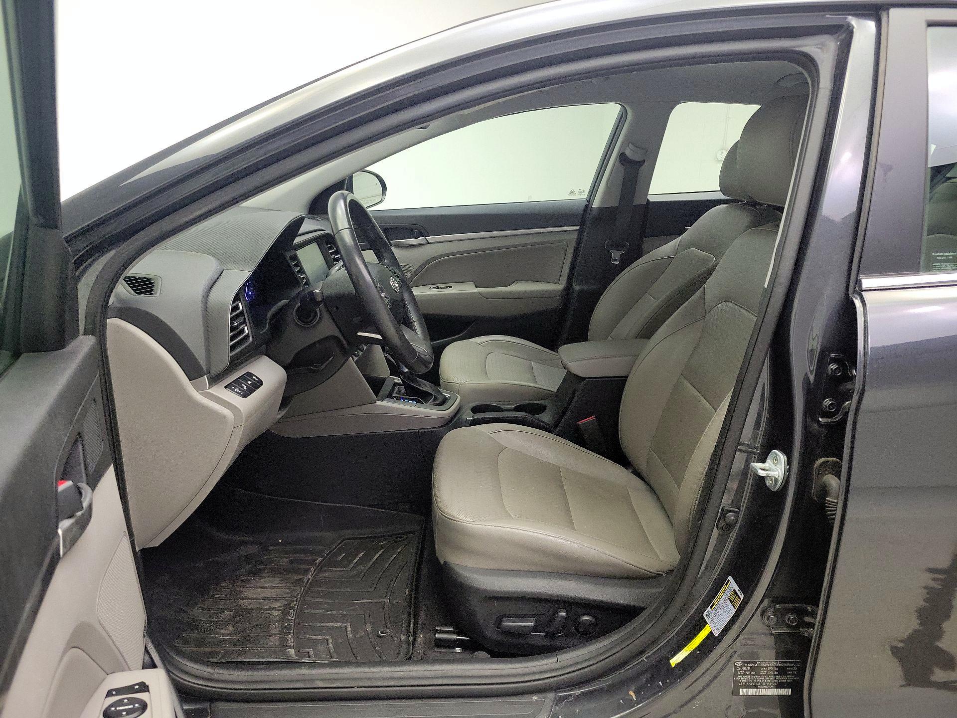 Thumbnail: 2020 Hyundai Elantra - 11