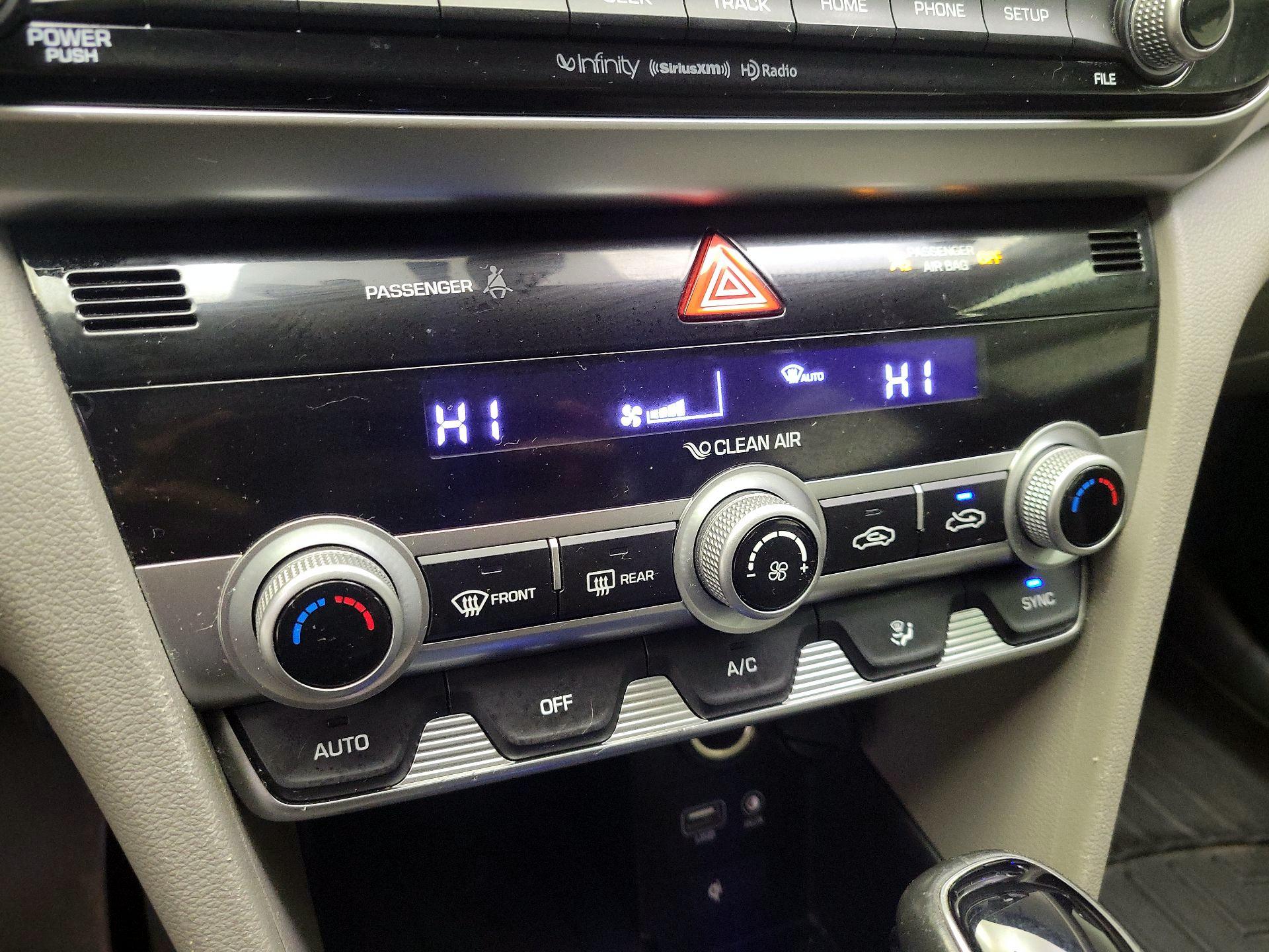 Thumbnail: 2020 Hyundai Elantra - 16