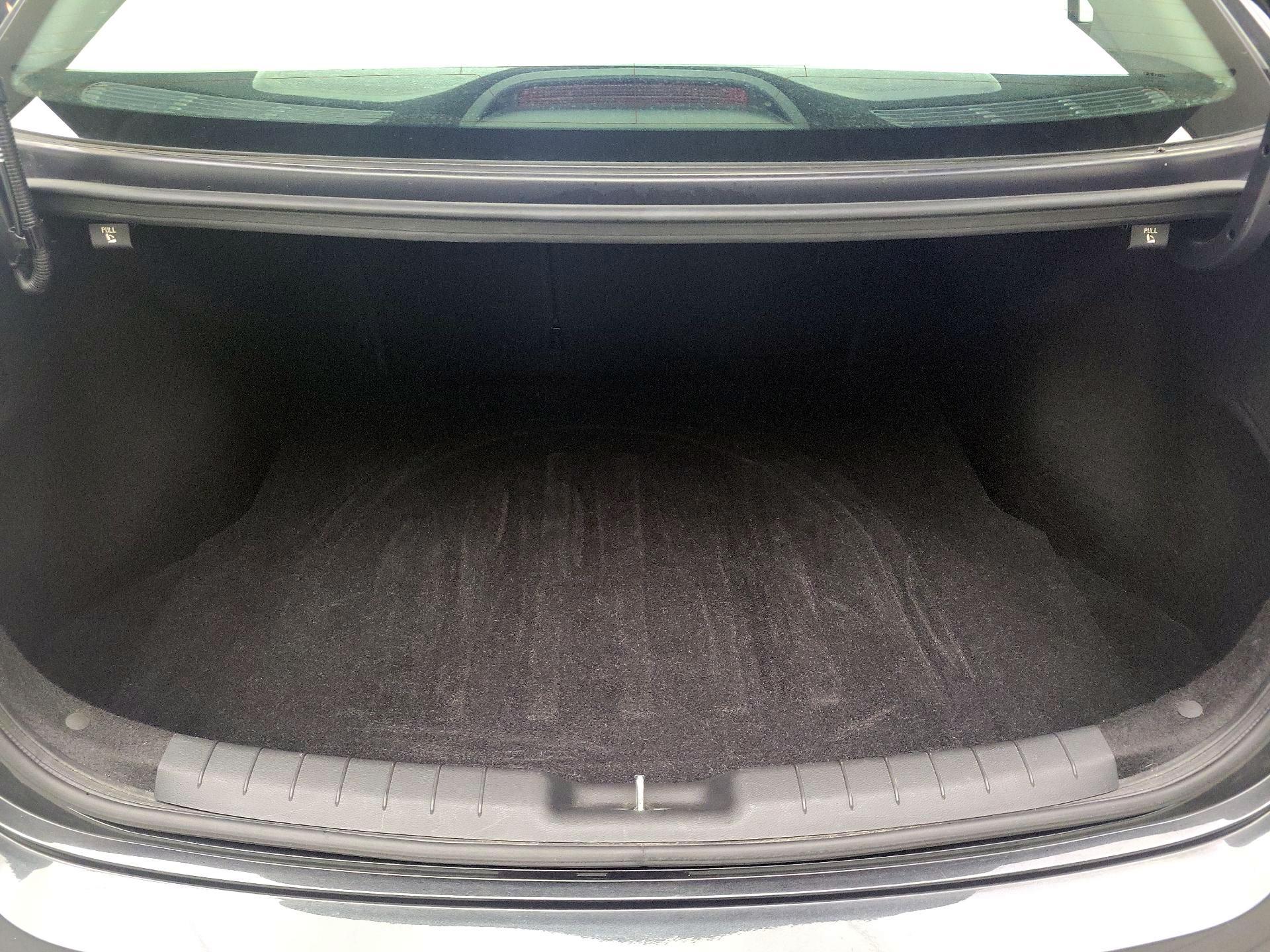 Thumbnail: 2020 Hyundai Elantra - 20