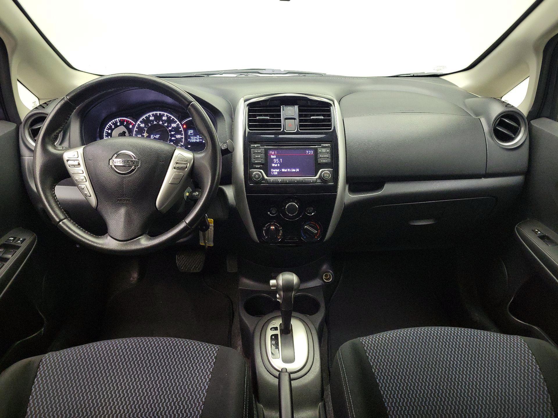 Thumbnail: 2017 Nissan Versa Note - 9