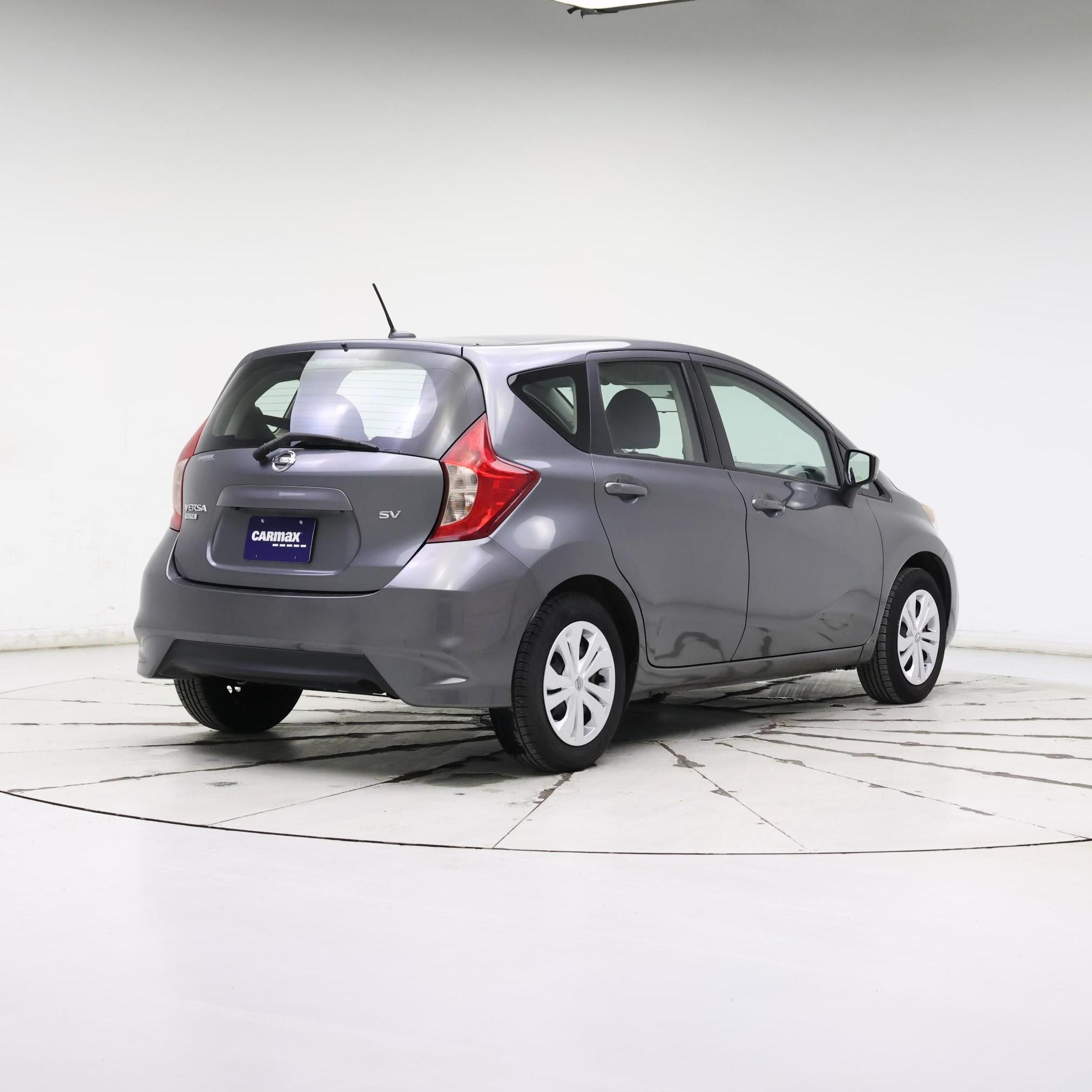 Thumbnail: 2017 Nissan Versa Note - 8