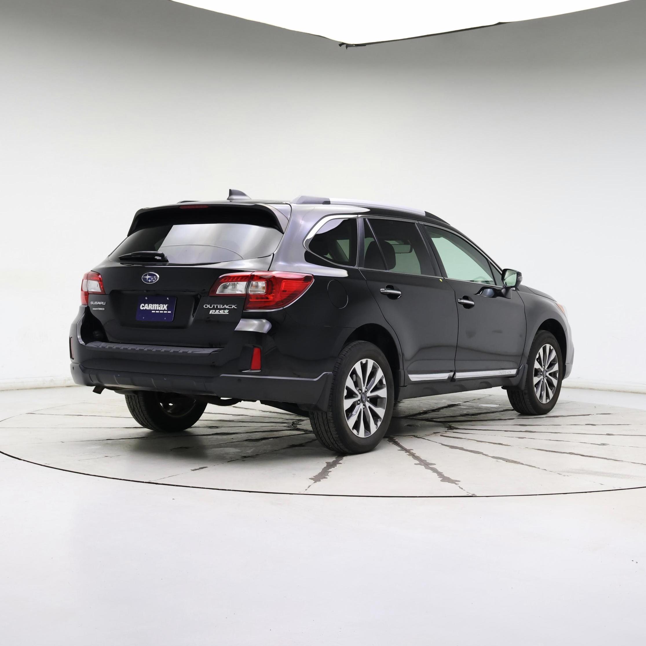 Thumbnail: 2017 Subaru Outback - 8