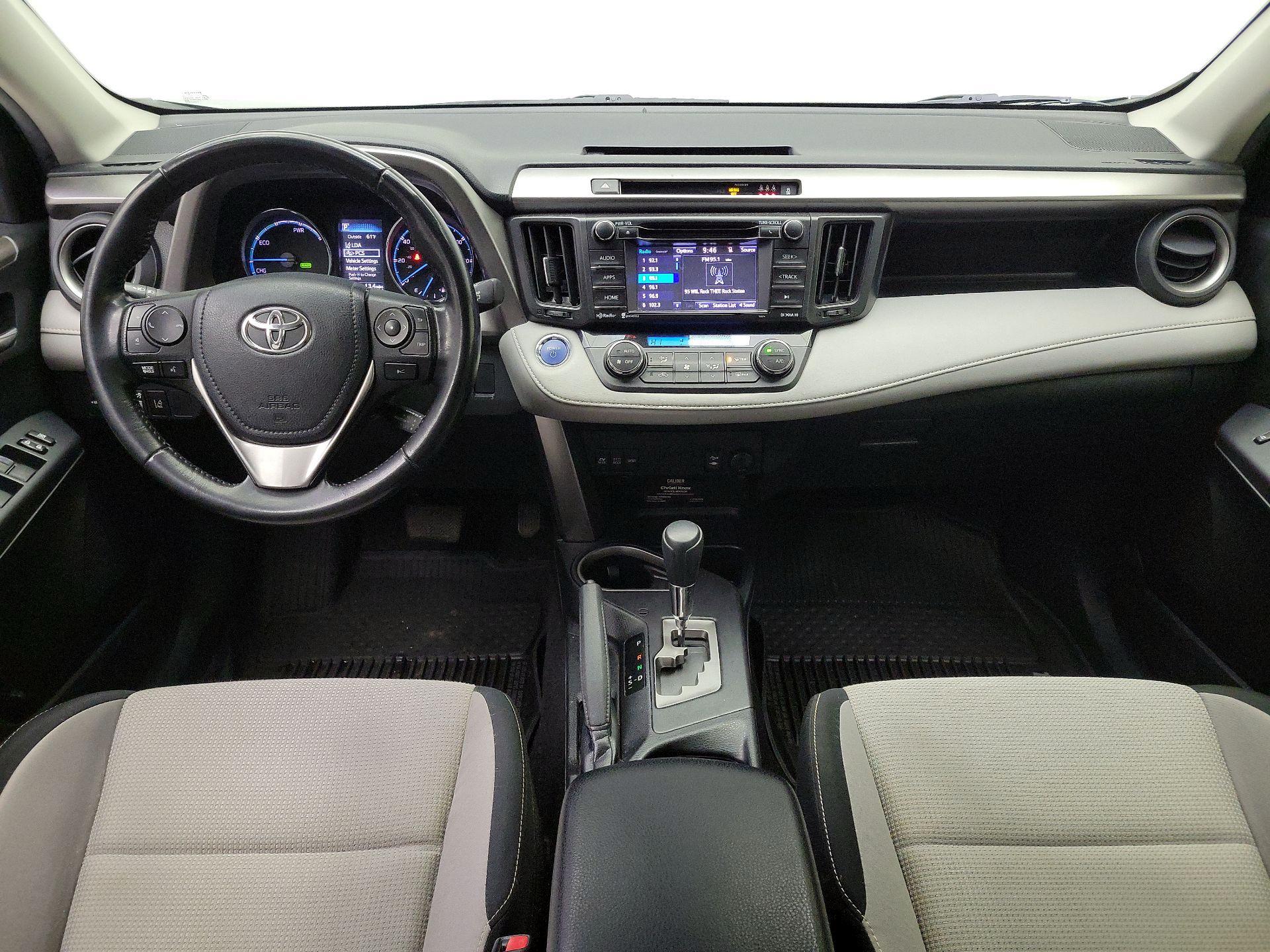 Thumbnail: 2018 Toyota RAV4 - 9