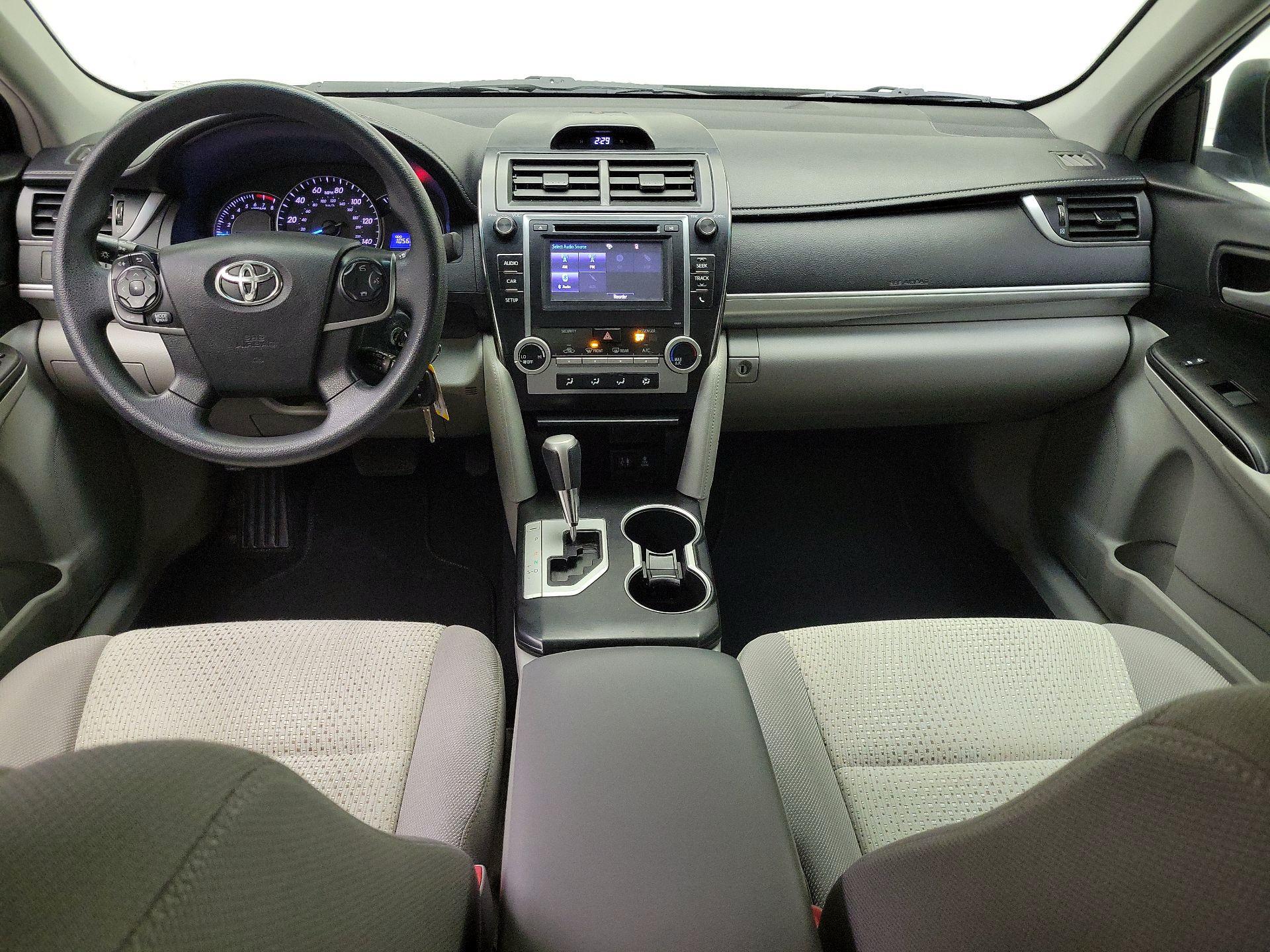 Thumbnail: 2014 Toyota Camry - 9