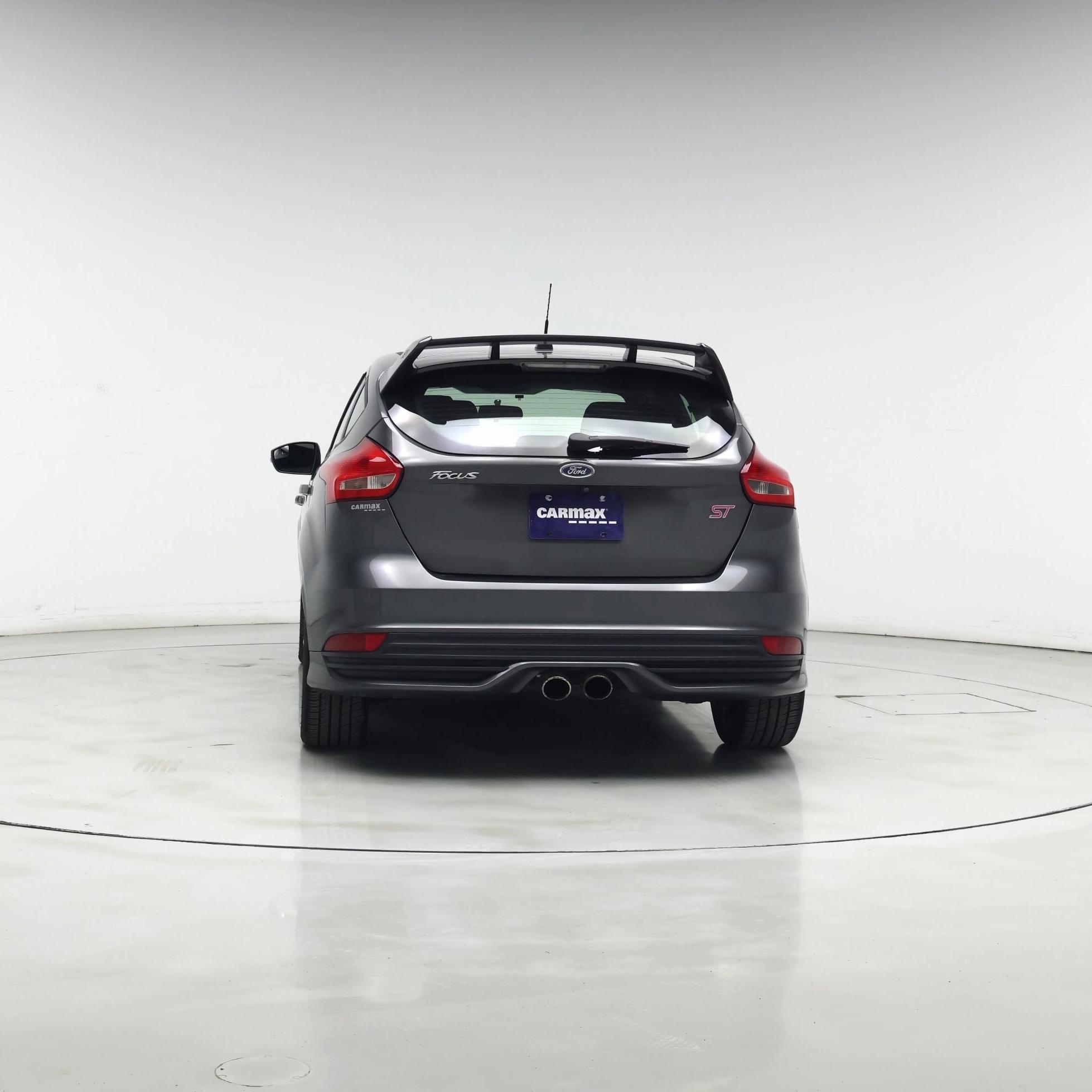 Thumbnail: 2015 Ford Focus - 6