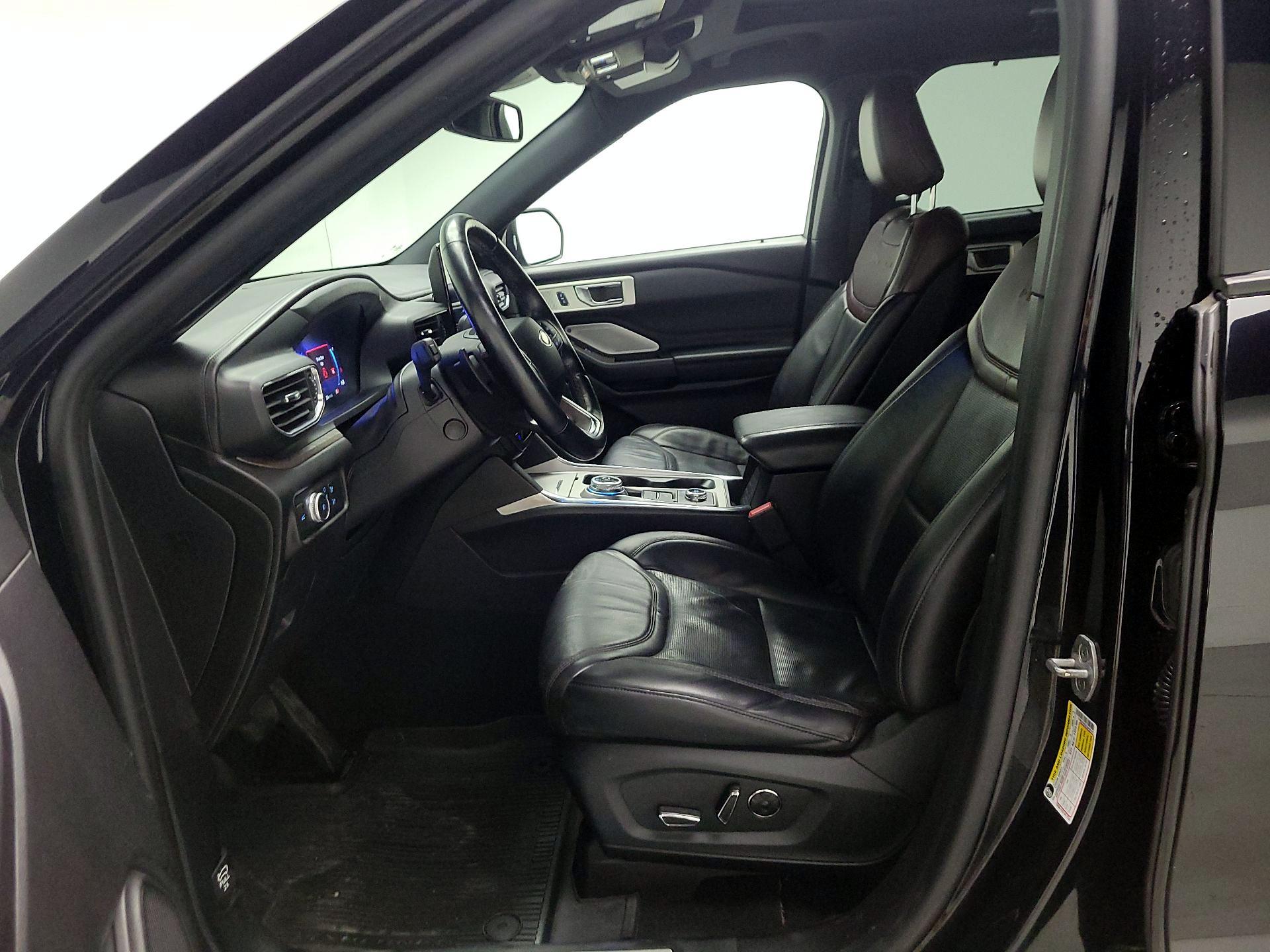 Thumbnail: 2020 Ford Explorer - 11