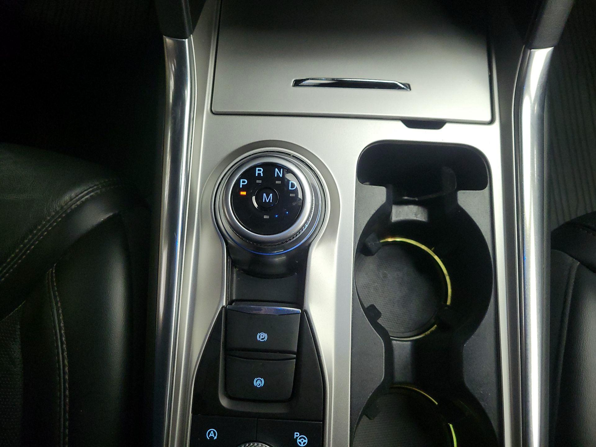 Thumbnail: 2020 Ford Explorer - 18