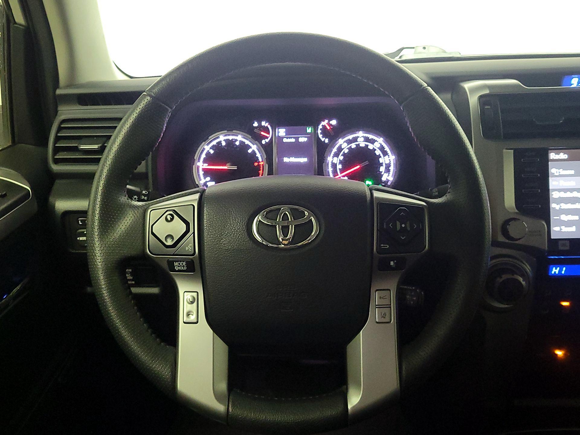 Thumbnail: 2020 Toyota 4Runner - 10