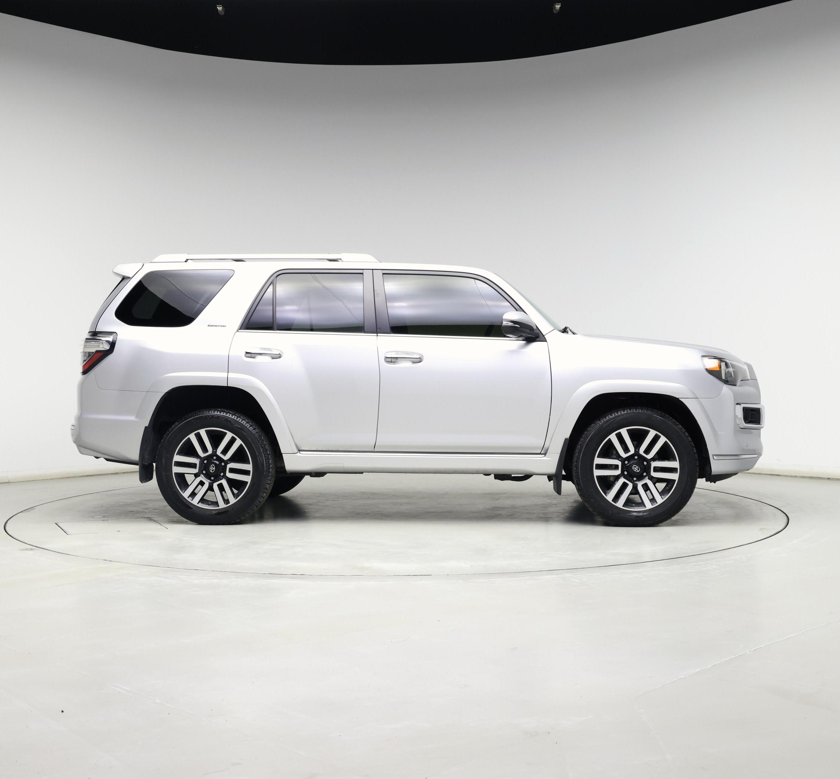 Thumbnail: 2020 Toyota 4Runner - 7