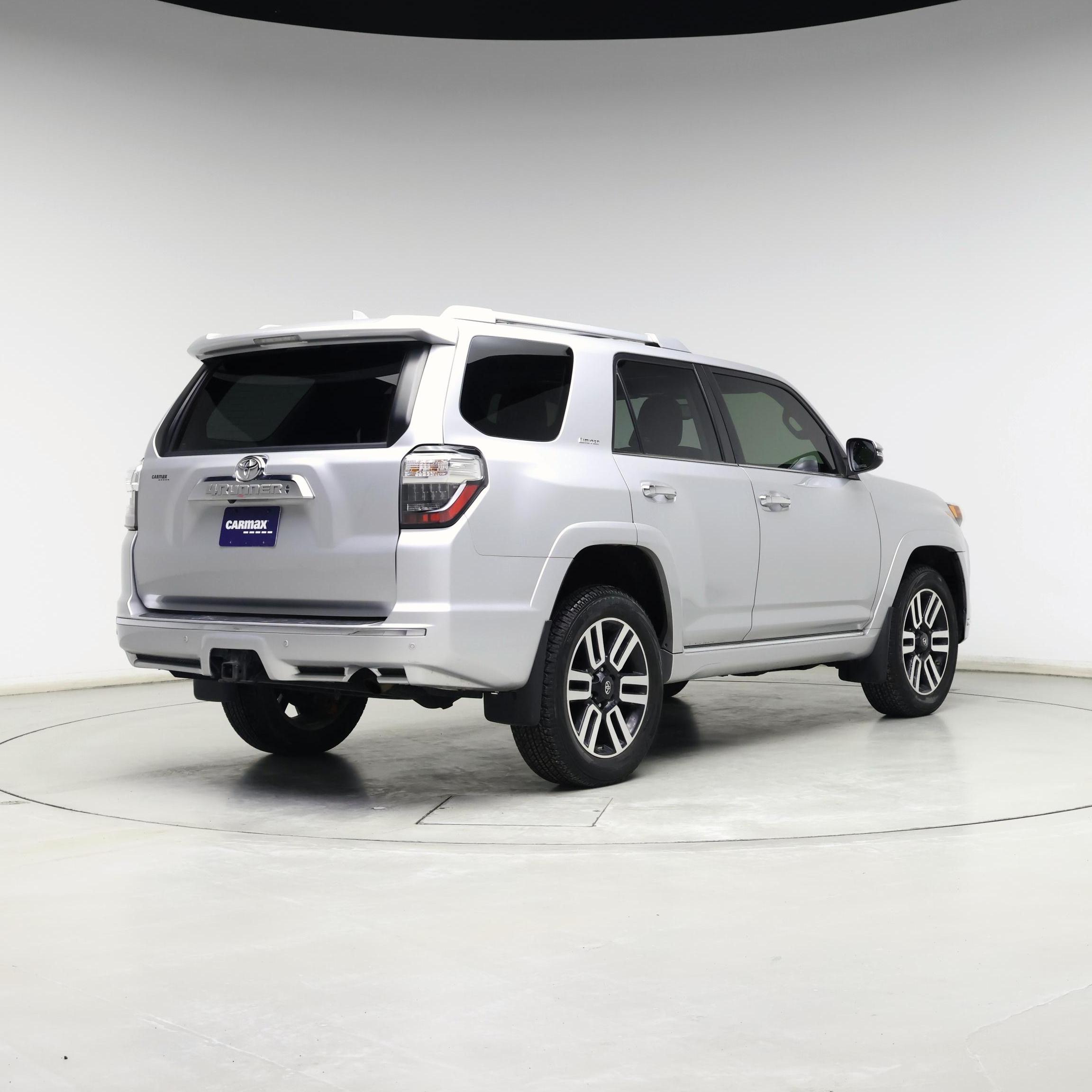 Thumbnail: 2020 Toyota 4Runner - 8