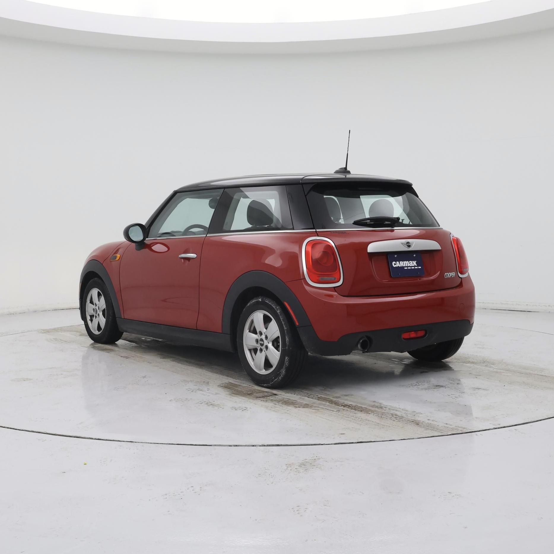 Thumbnail: 2015 MINI Cooper Hardtop - 2