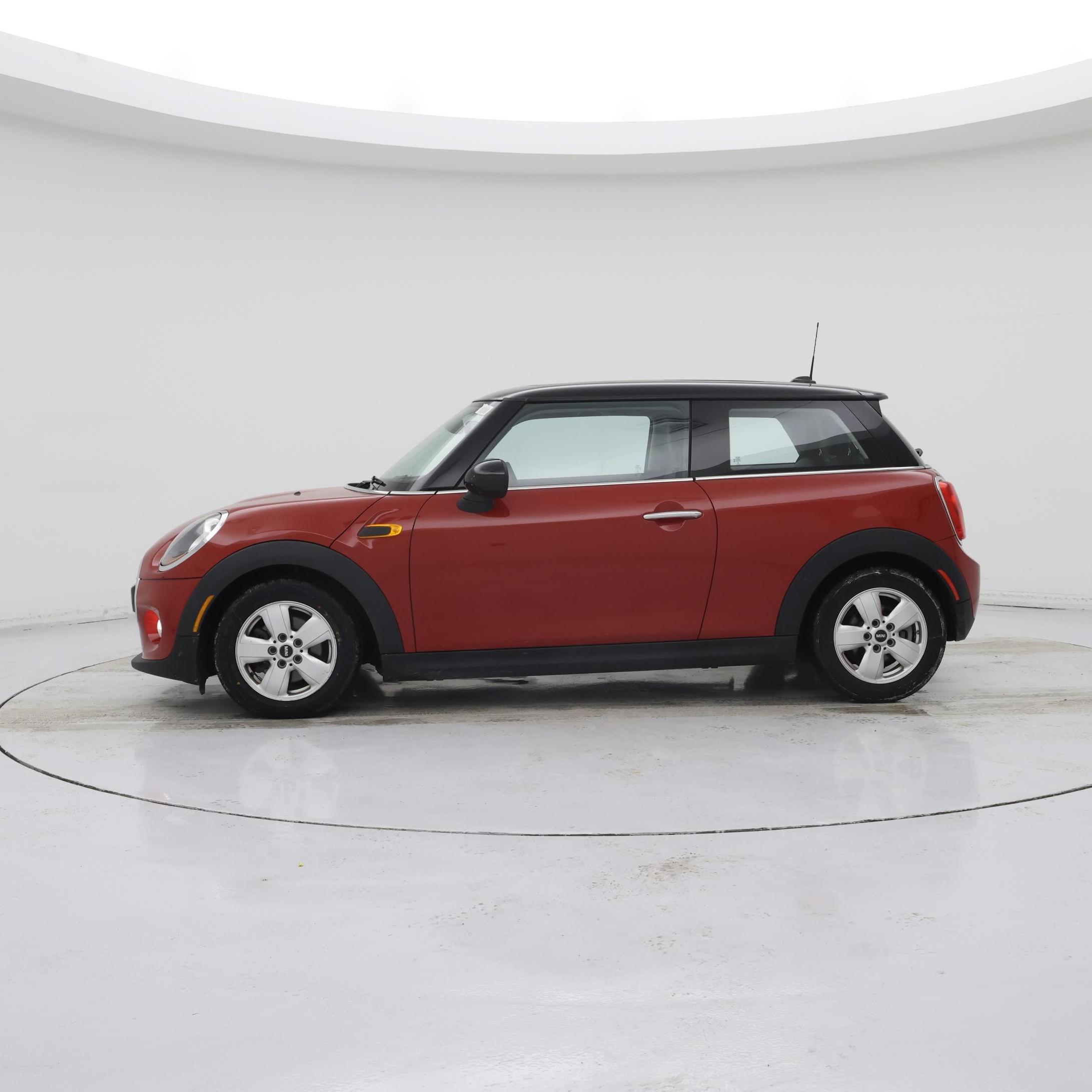 Thumbnail: 2015 MINI Cooper Hardtop - 3