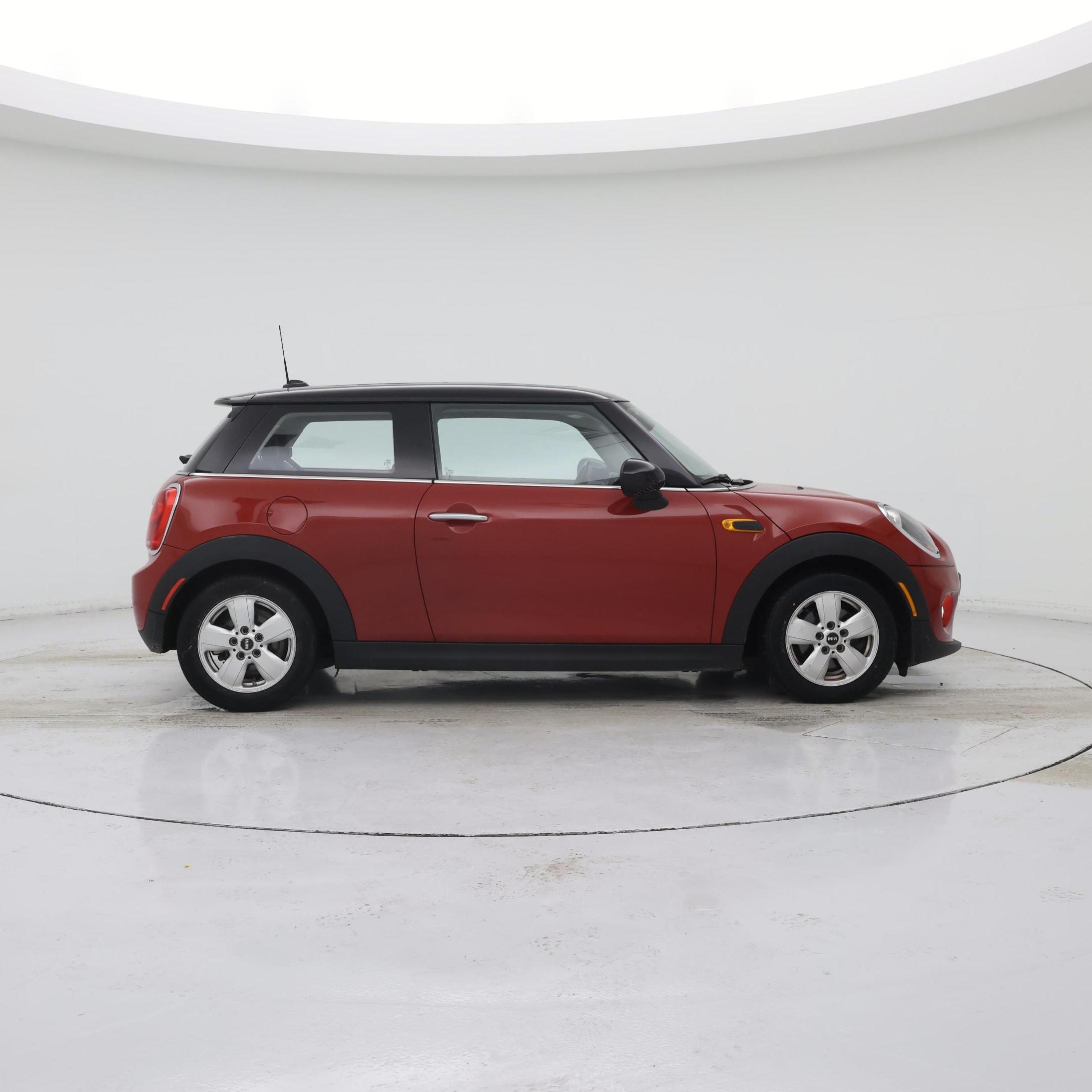 Thumbnail: 2015 MINI Cooper Hardtop - 7