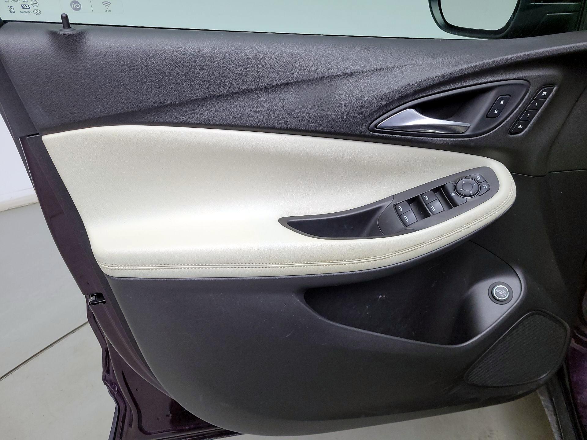 Thumbnail: 2020 Buick Encore GX - 12