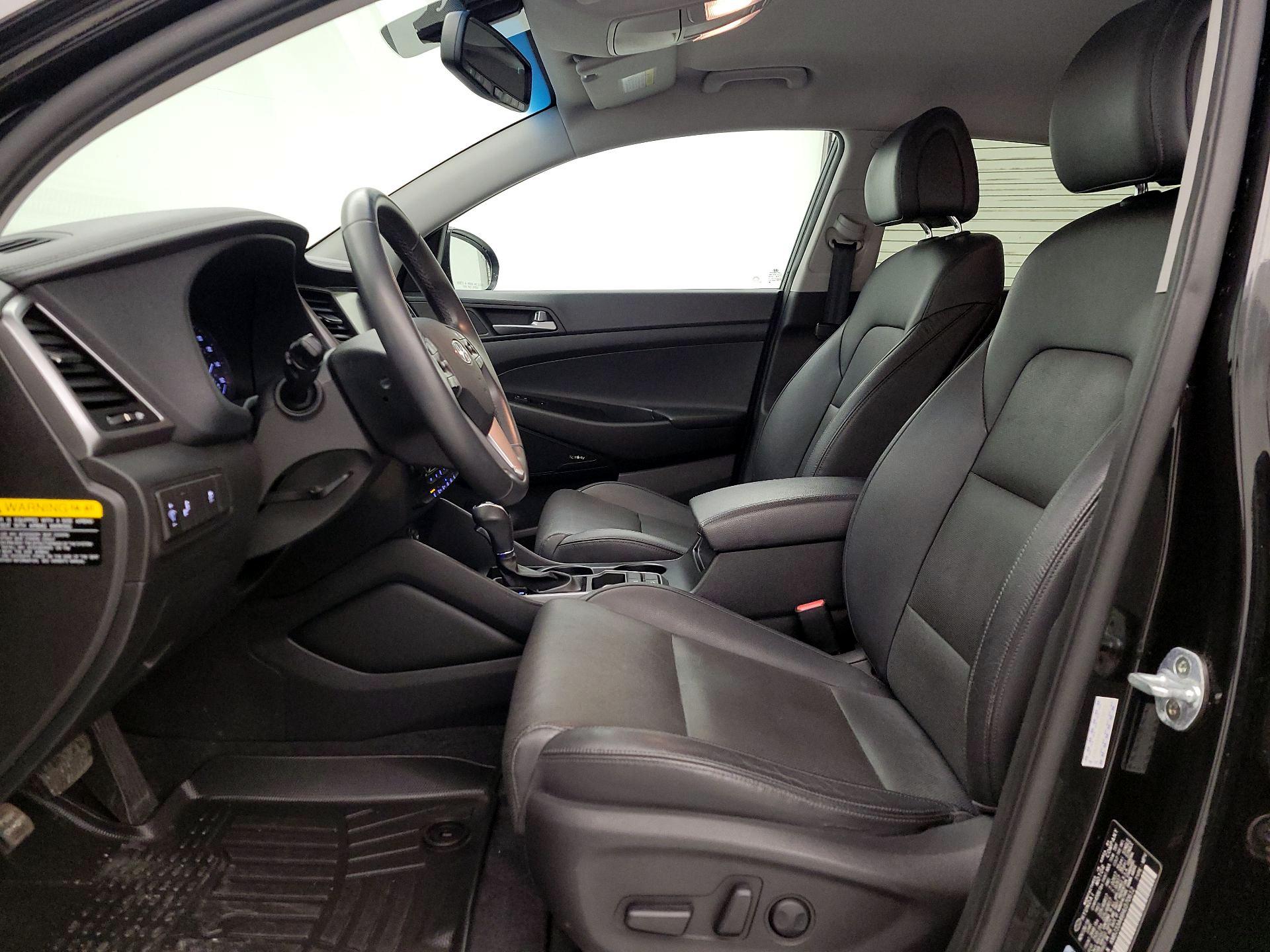 Thumbnail: 2017 Hyundai Tucson - 11