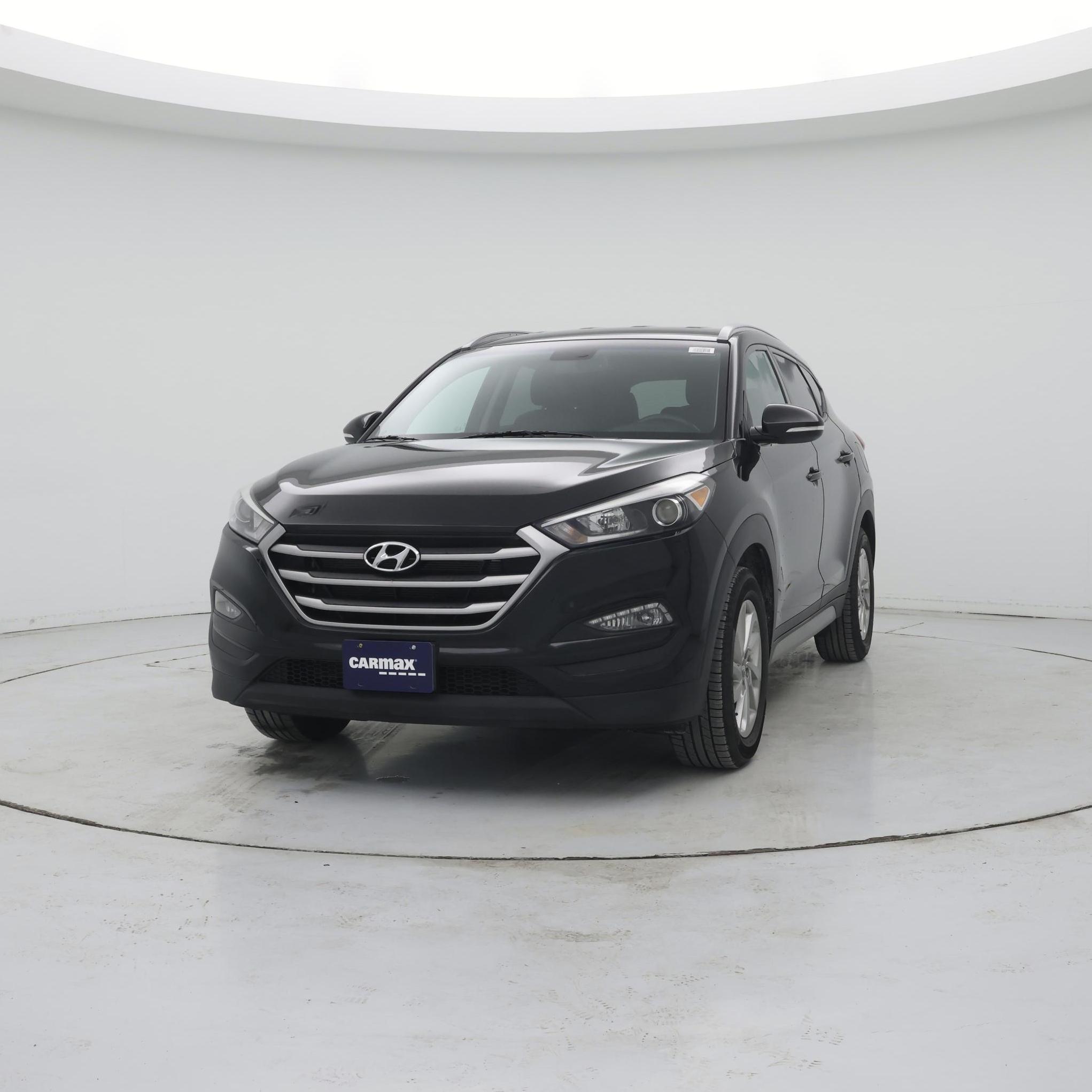 Thumbnail: 2017 Hyundai Tucson - 4