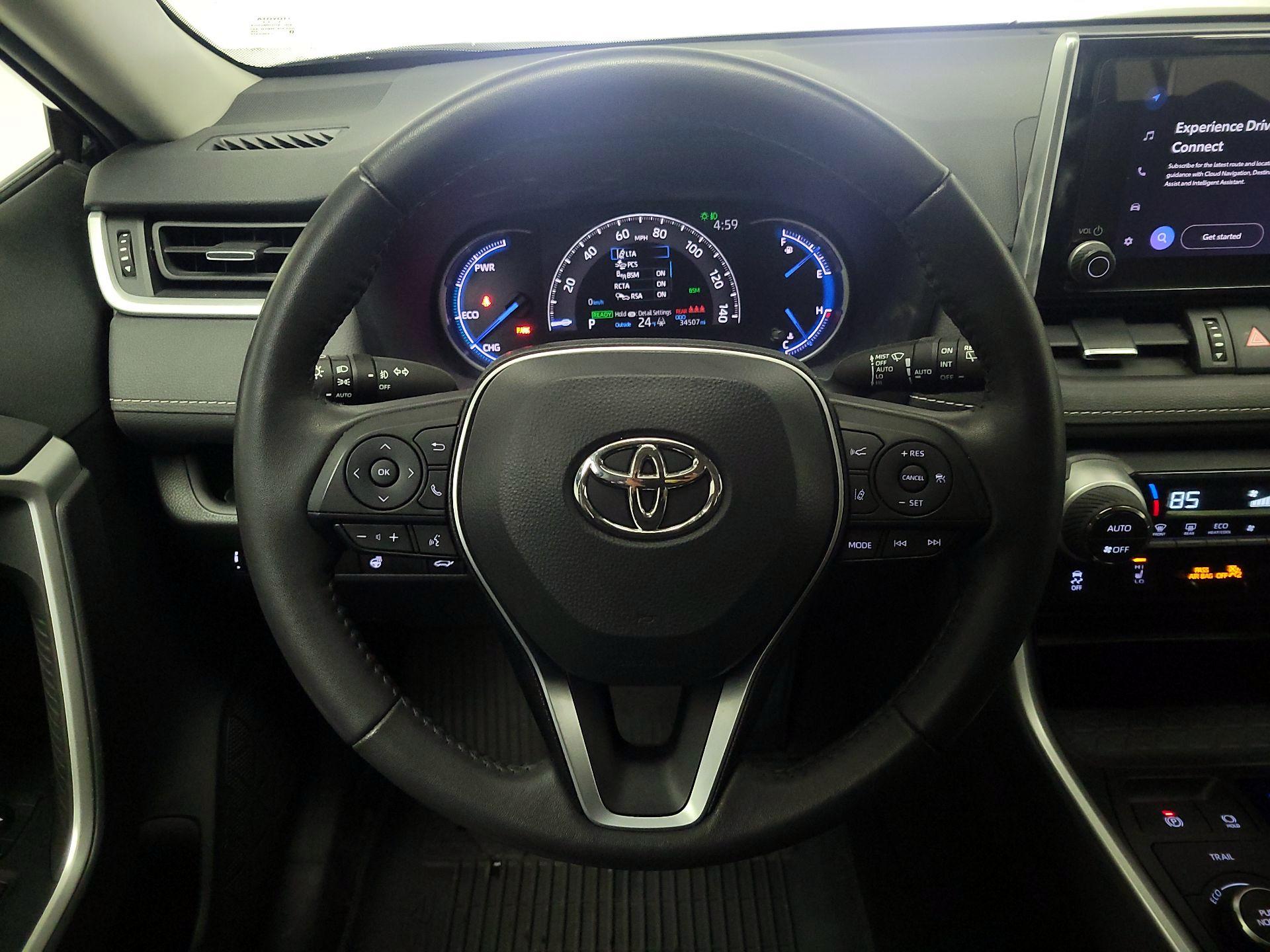 Thumbnail: 2023 Toyota RAV4 - 10