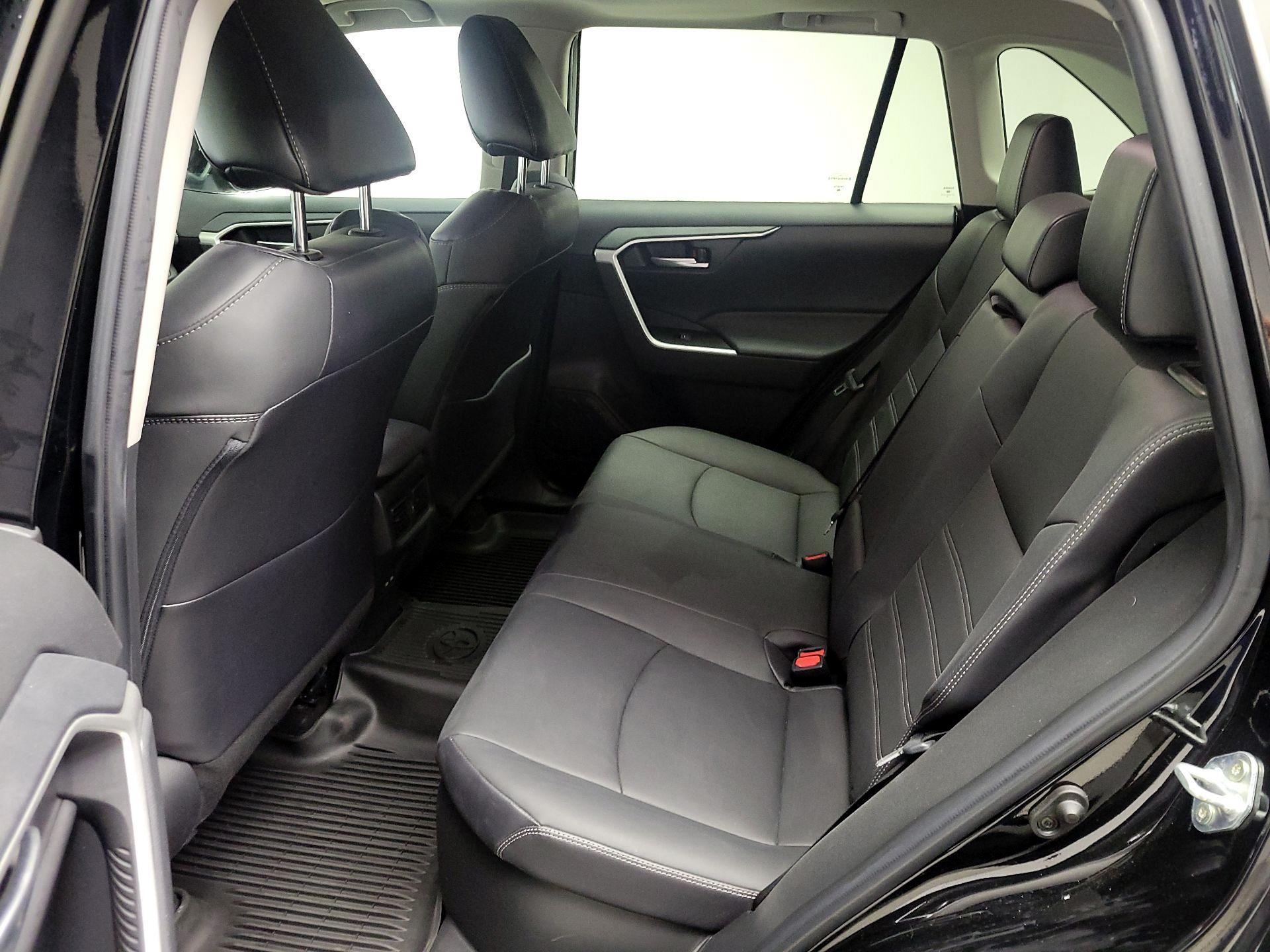 Thumbnail: 2023 Toyota RAV4 - 19