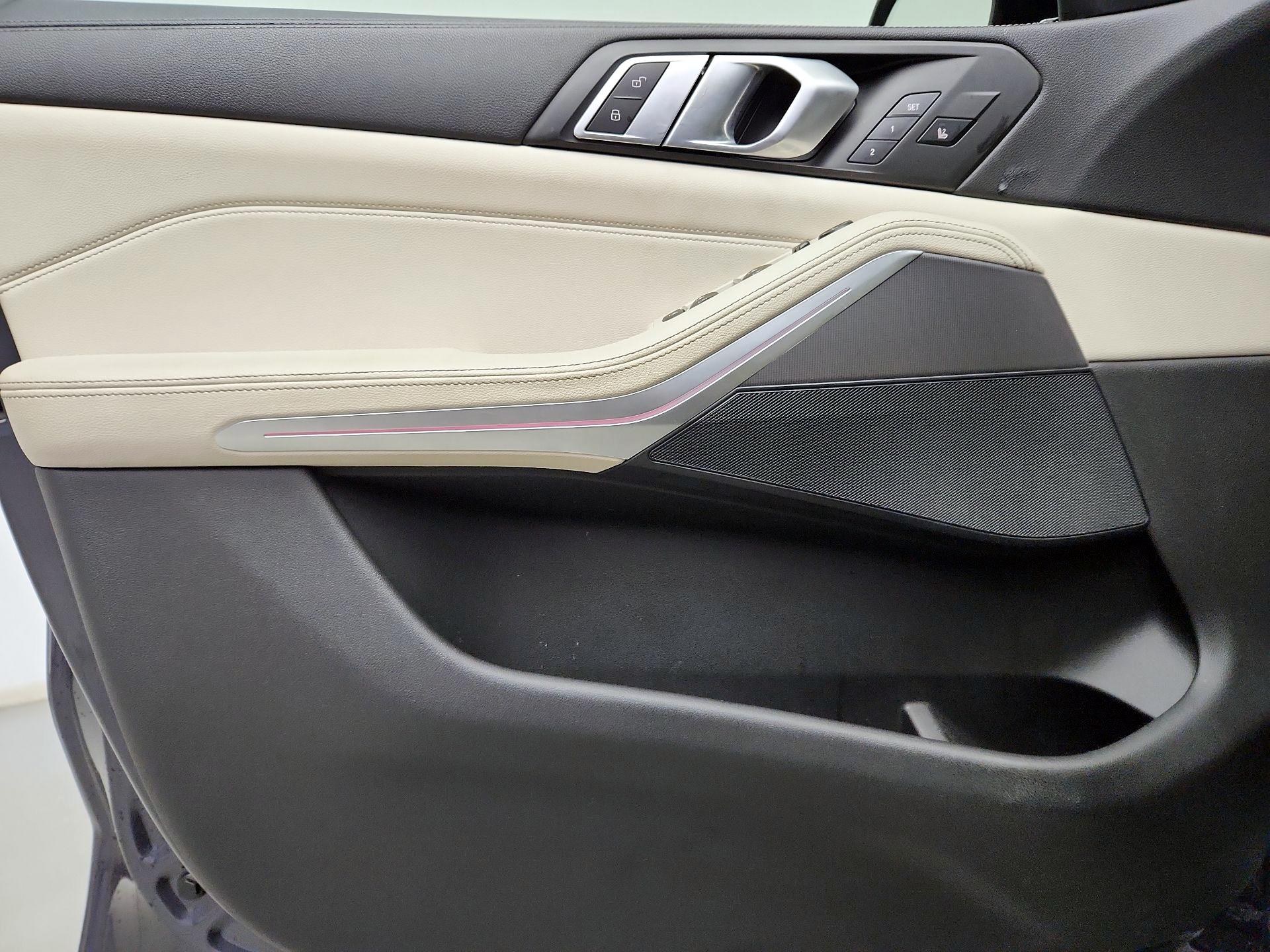 Thumbnail: 2020 BMW X5 - 12