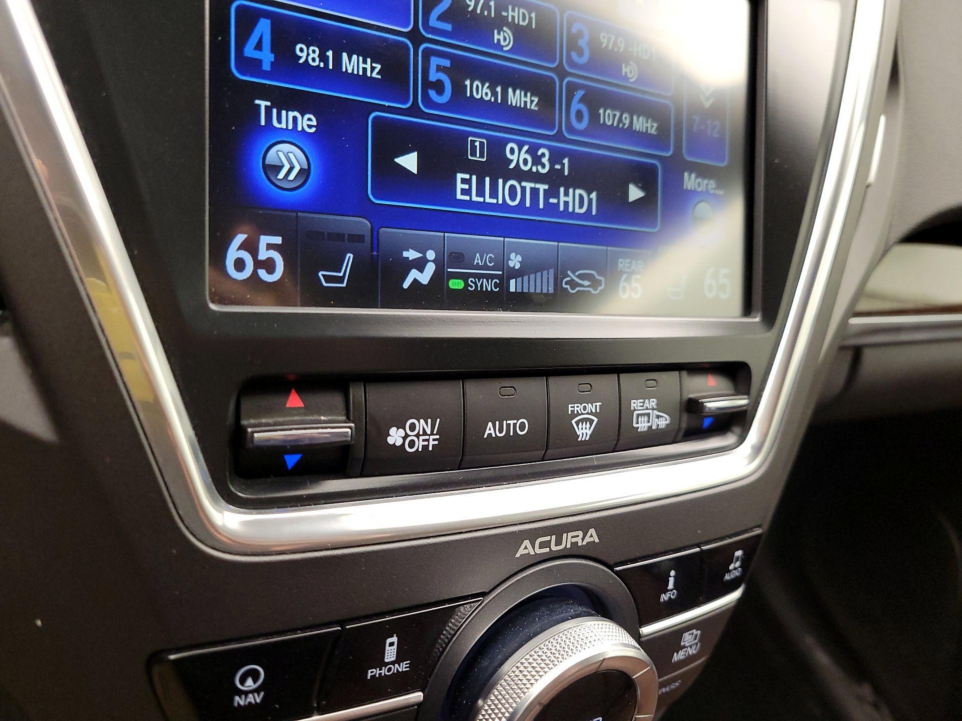 Thumbnail: 2017 Acura MDX - 17