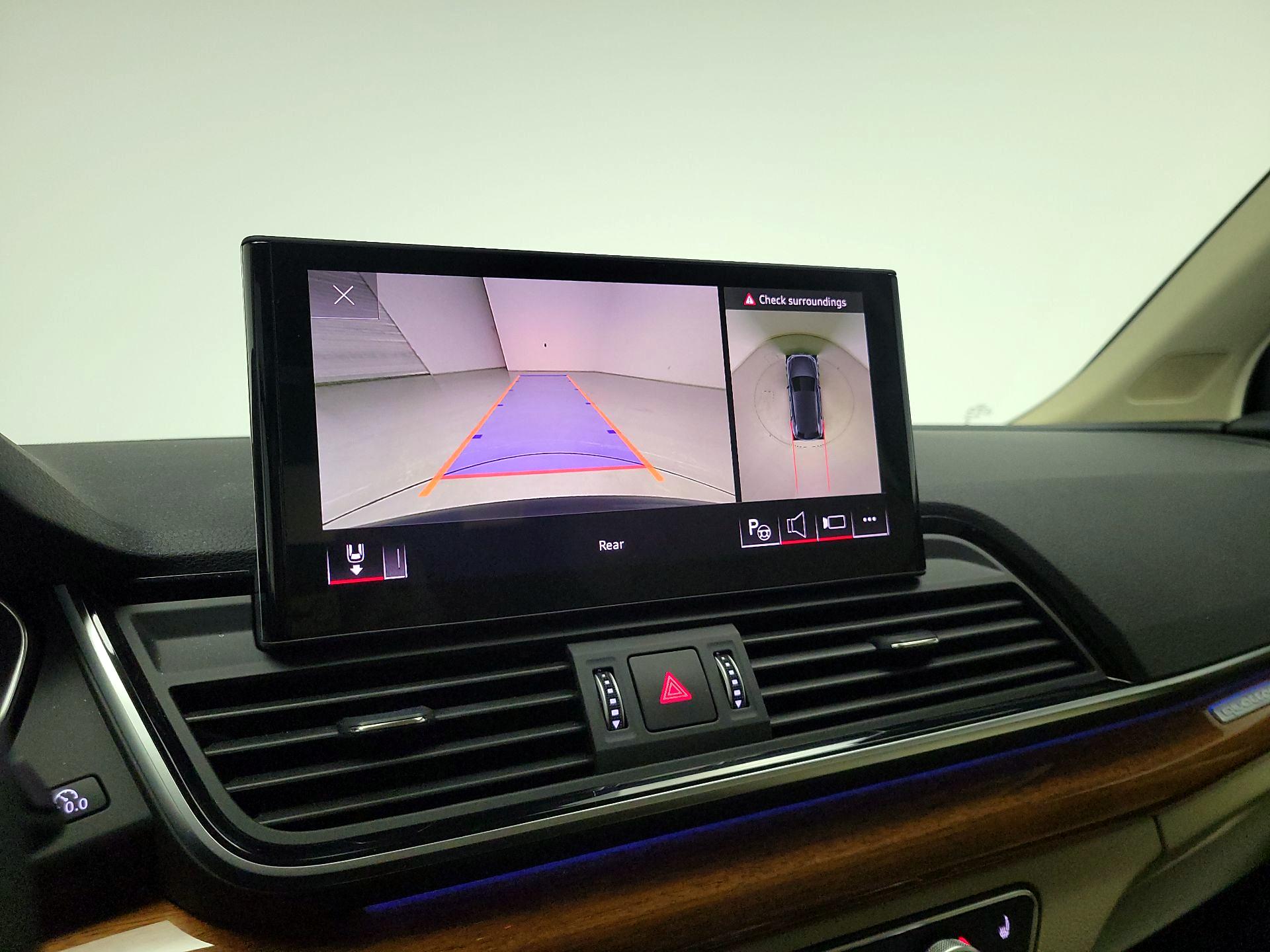 Thumbnail: 2023 Audi Q5 - 15