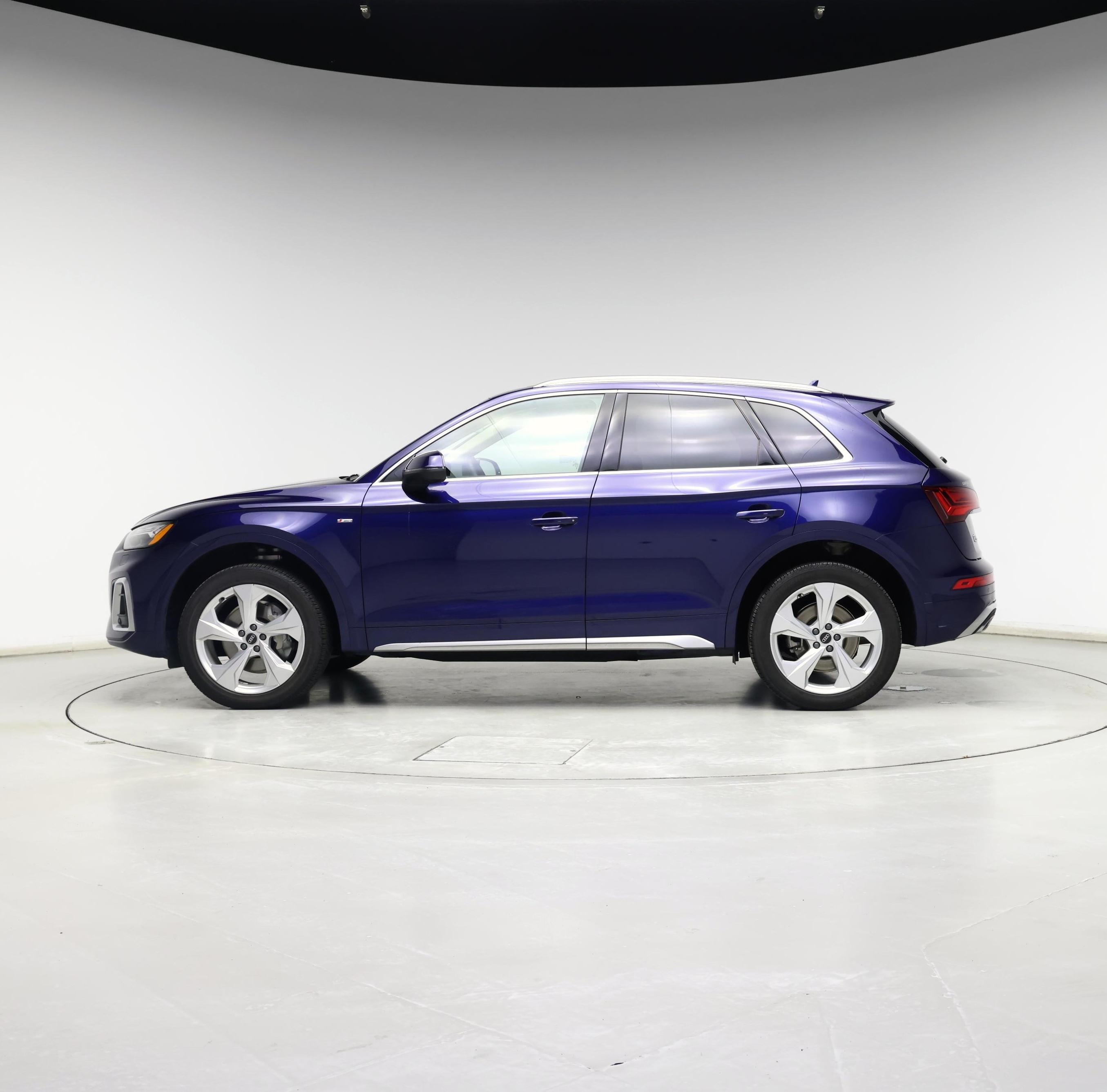 Thumbnail: 2023 Audi Q5 - 3