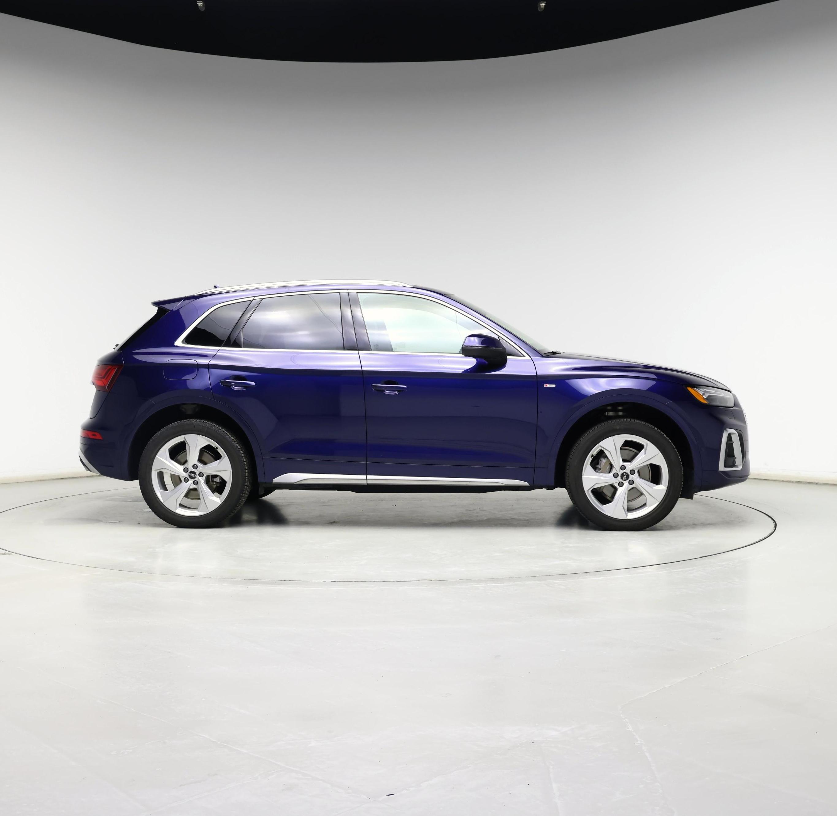 Thumbnail: 2023 Audi Q5 - 7