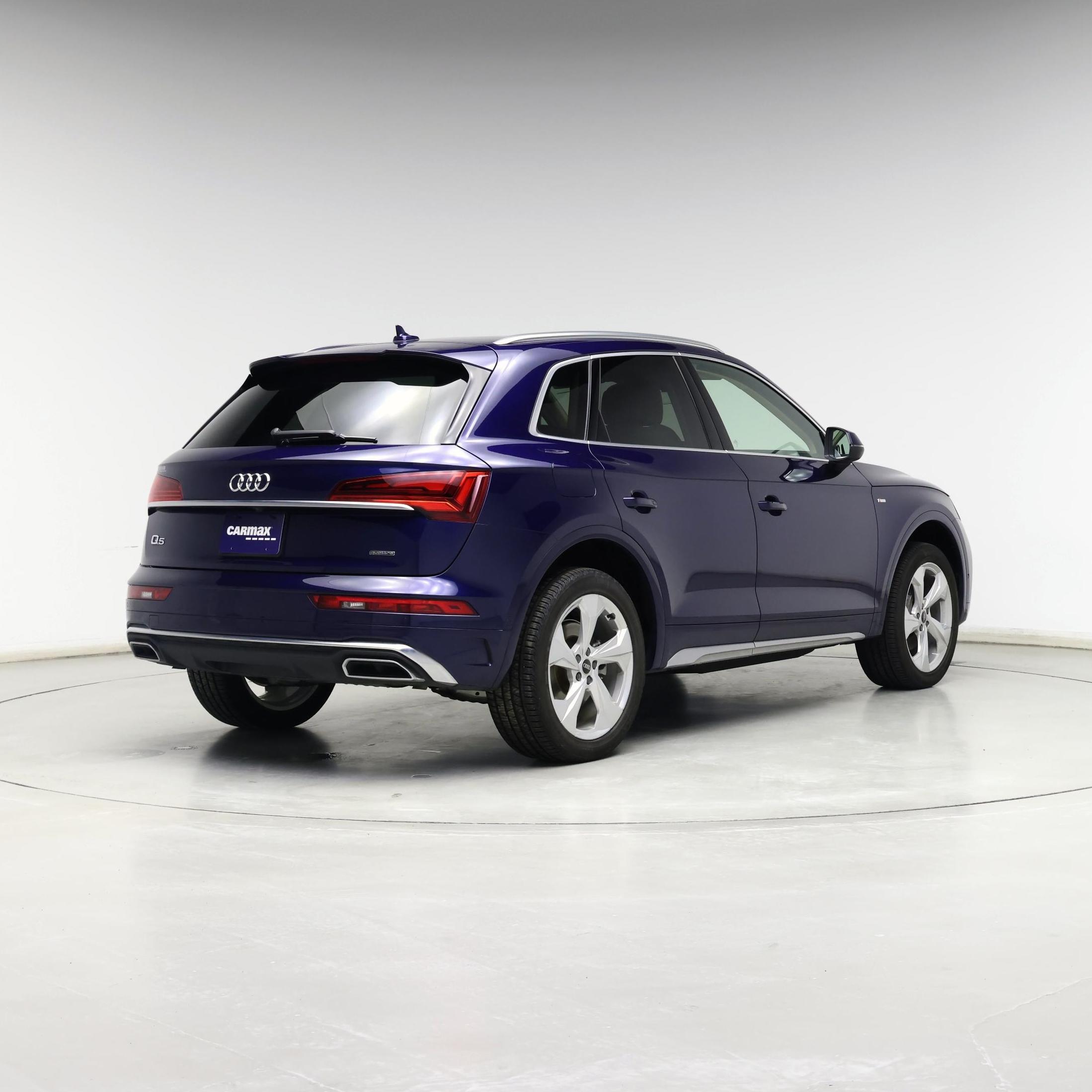 Thumbnail: 2023 Audi Q5 - 8