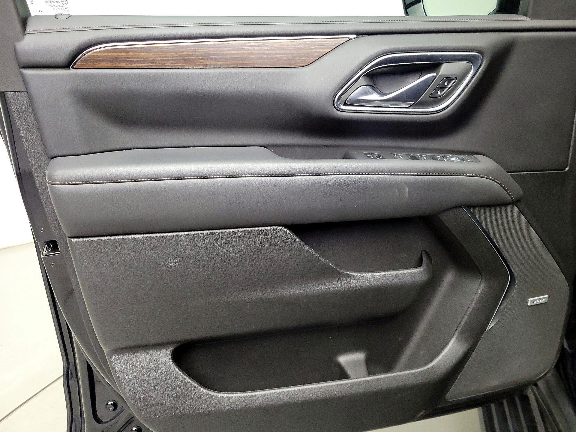 Thumbnail: 2023 Chevrolet Tahoe - 12