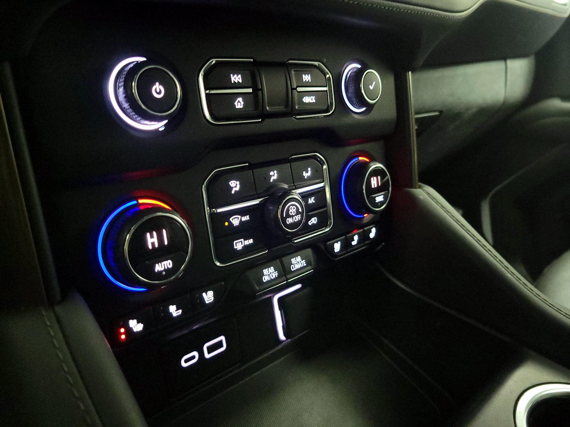 Thumbnail: 2023 Chevrolet Tahoe - 16