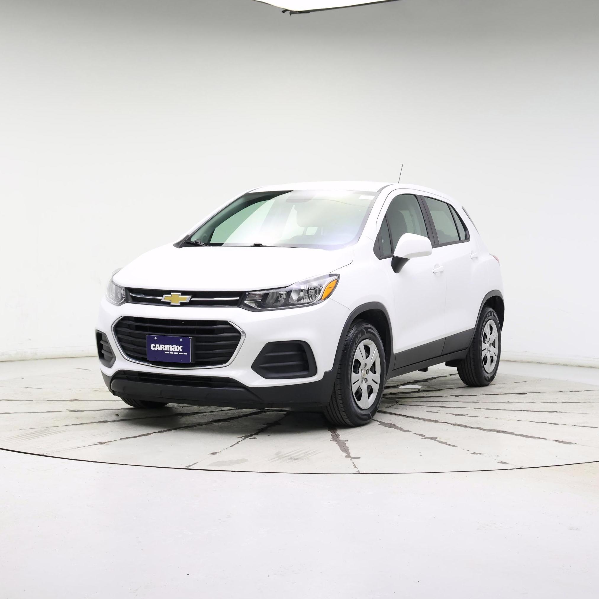 Thumbnail: 2017 Chevrolet Trax - 4