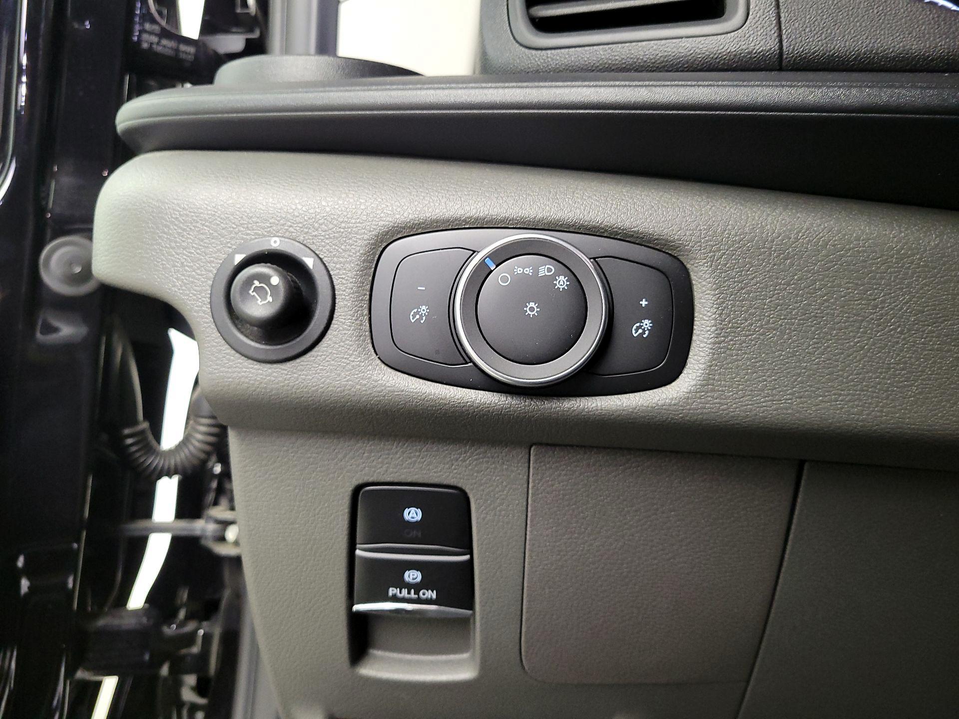 Thumbnail: 2022 Ford Transit Series - 13