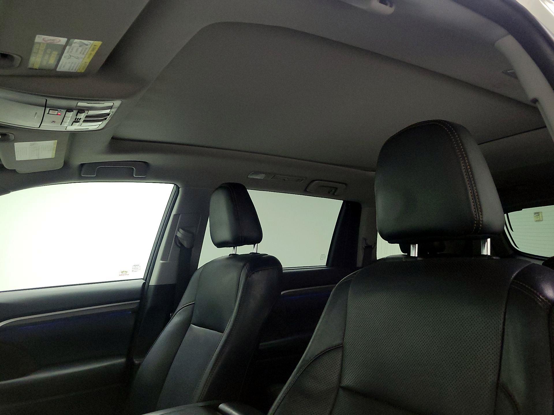 Thumbnail: 2017 Toyota Highlander - 19