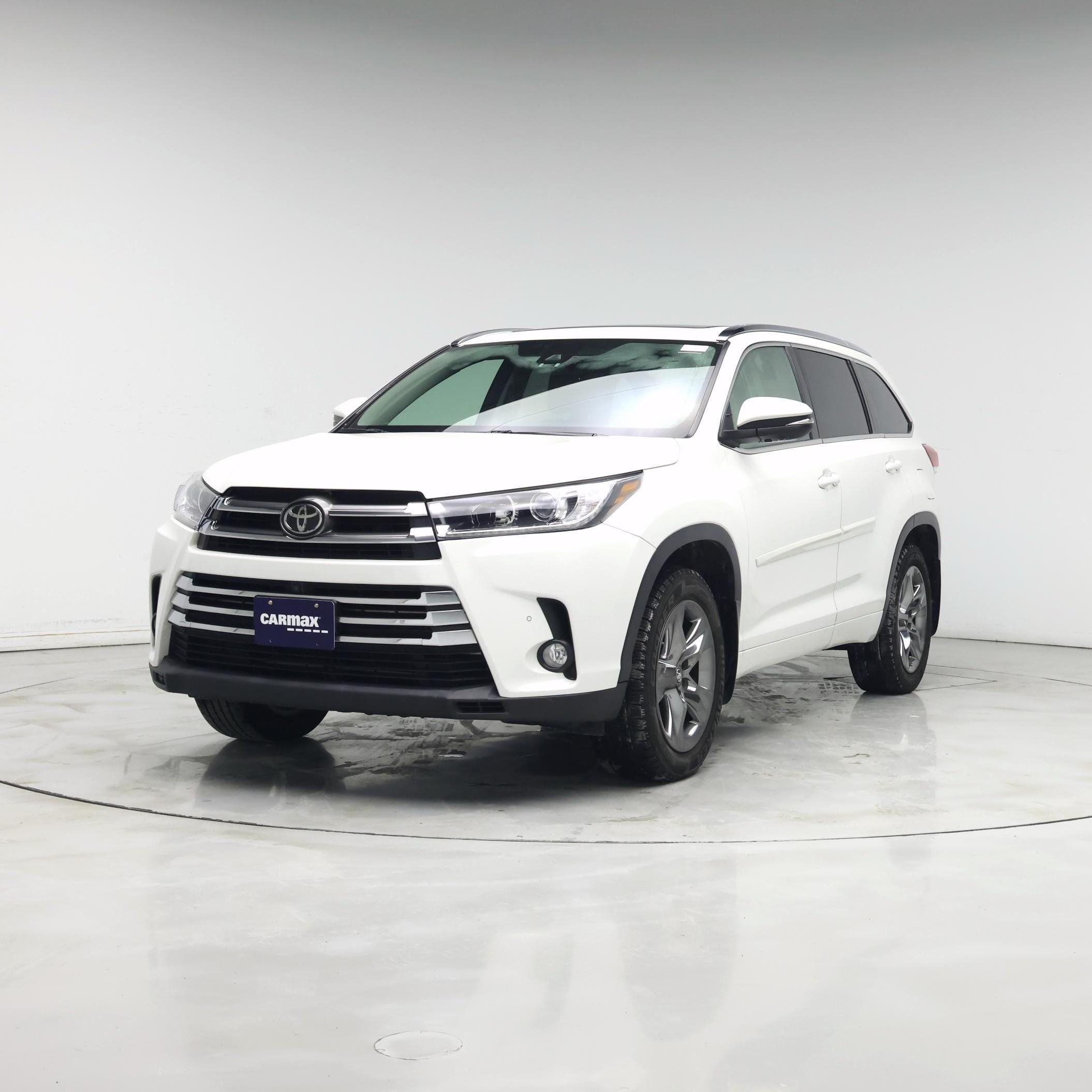 Thumbnail: 2017 Toyota Highlander - 4