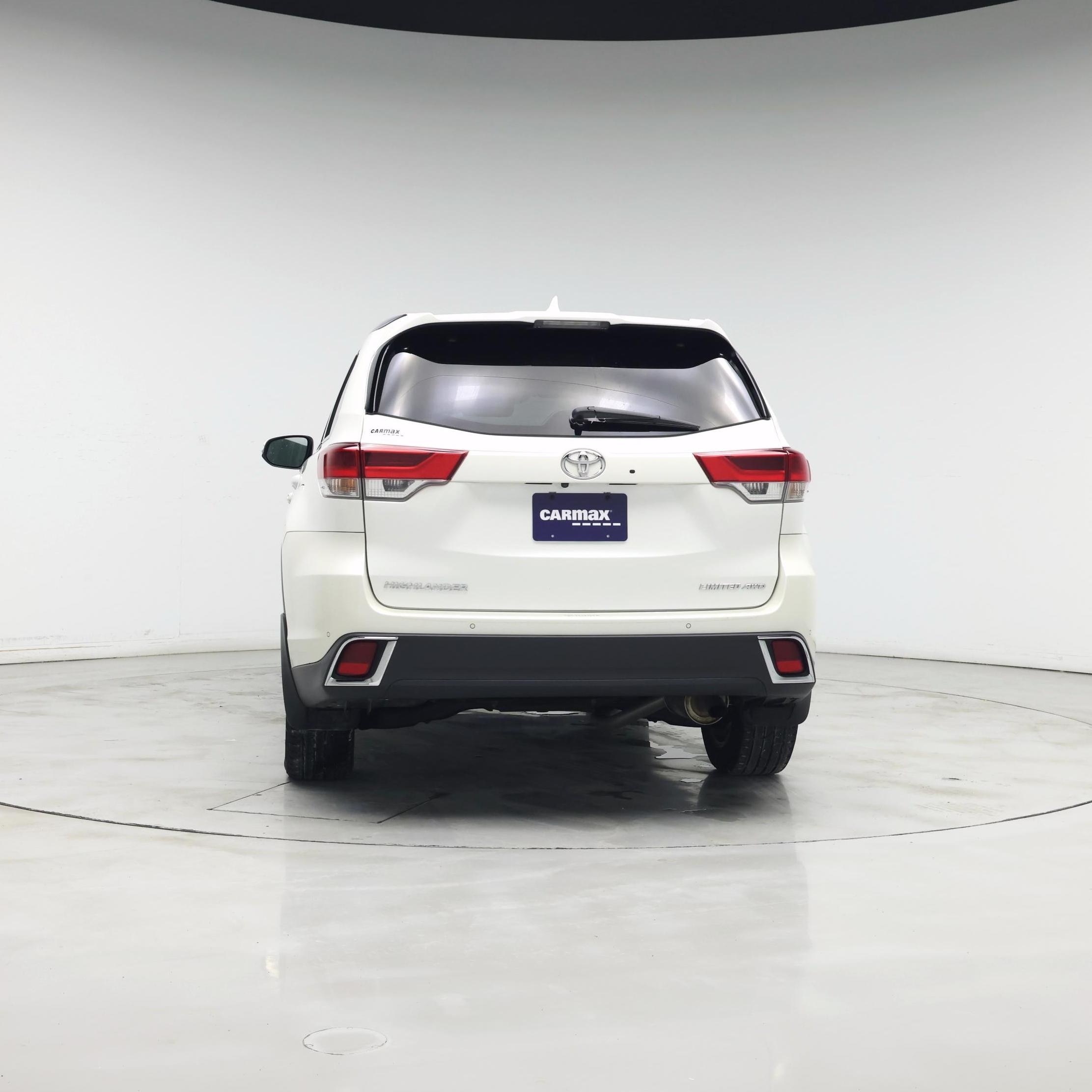 Thumbnail: 2017 Toyota Highlander - 6