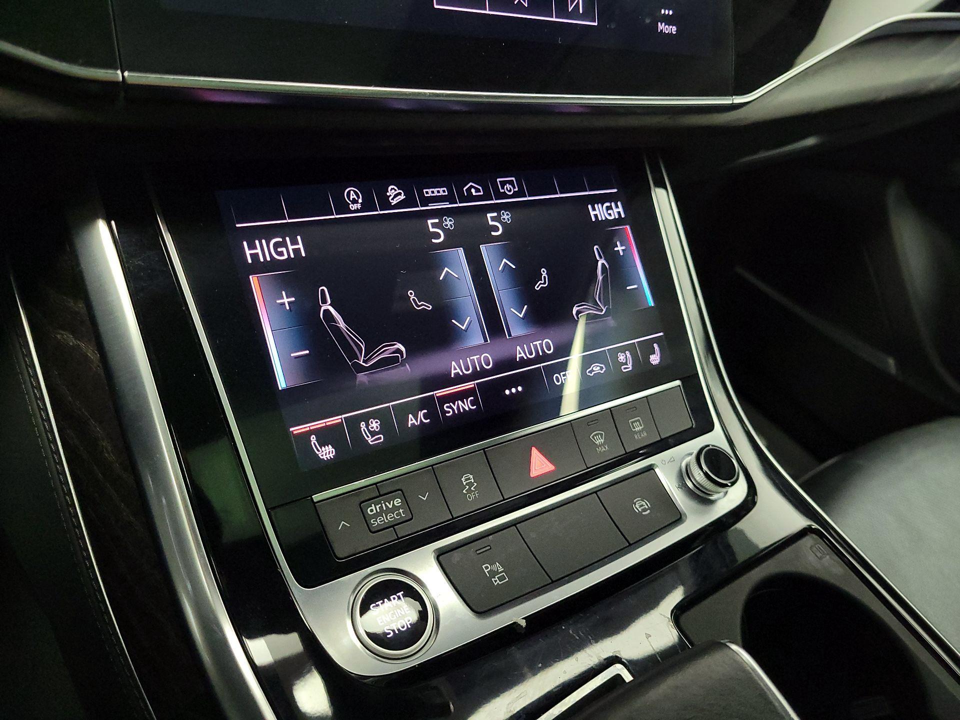 Thumbnail: 2021 Audi Q7 - 17