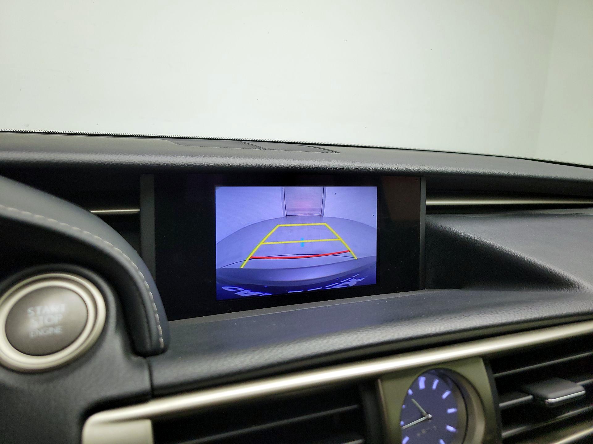 Thumbnail: 2016 Lexus IS - 13