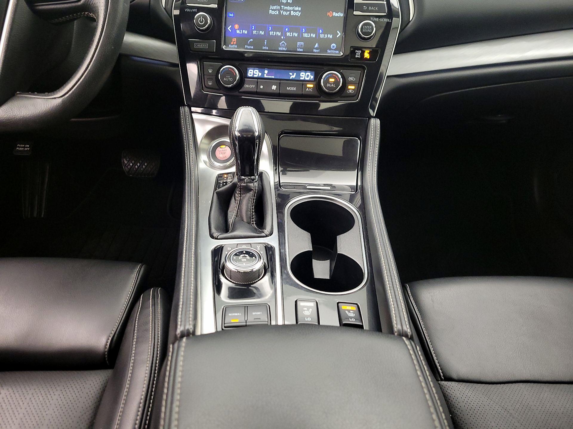 Thumbnail: 2017 Nissan Maxima - 18