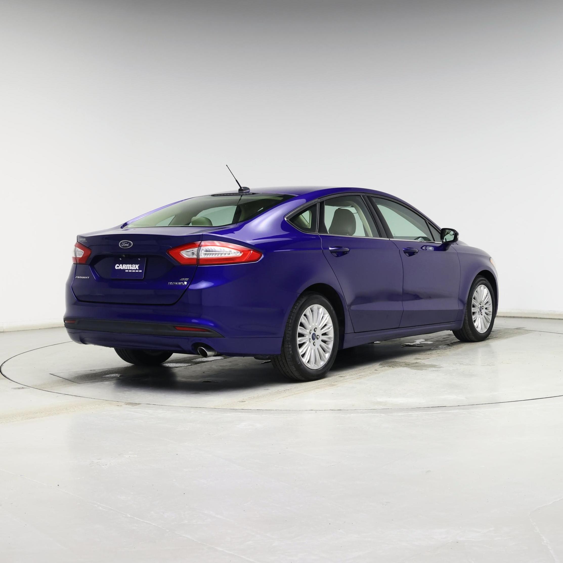 Thumbnail: 2016 Ford Fusion - 8