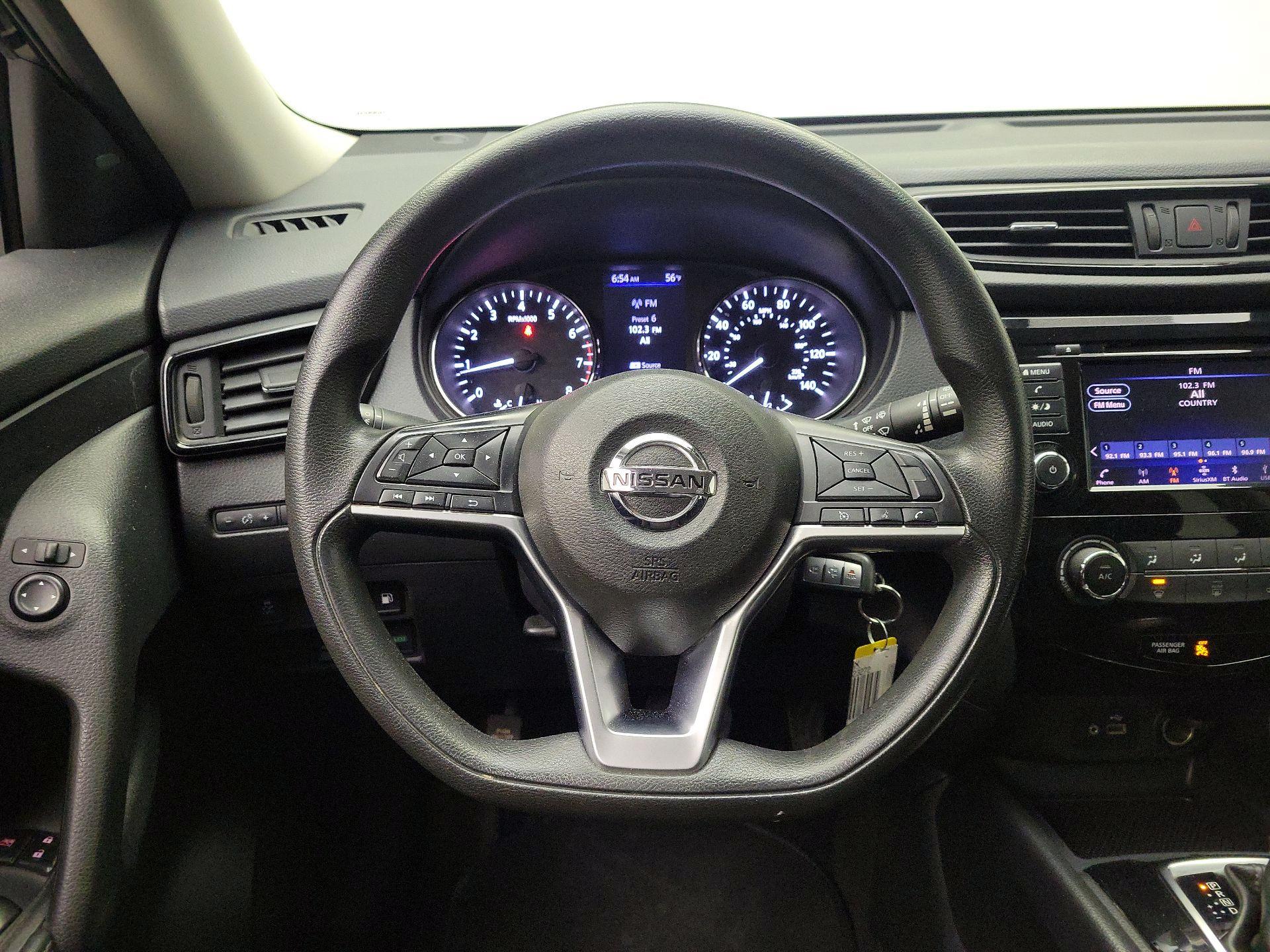 Thumbnail: 2018 Nissan Rogue - 10