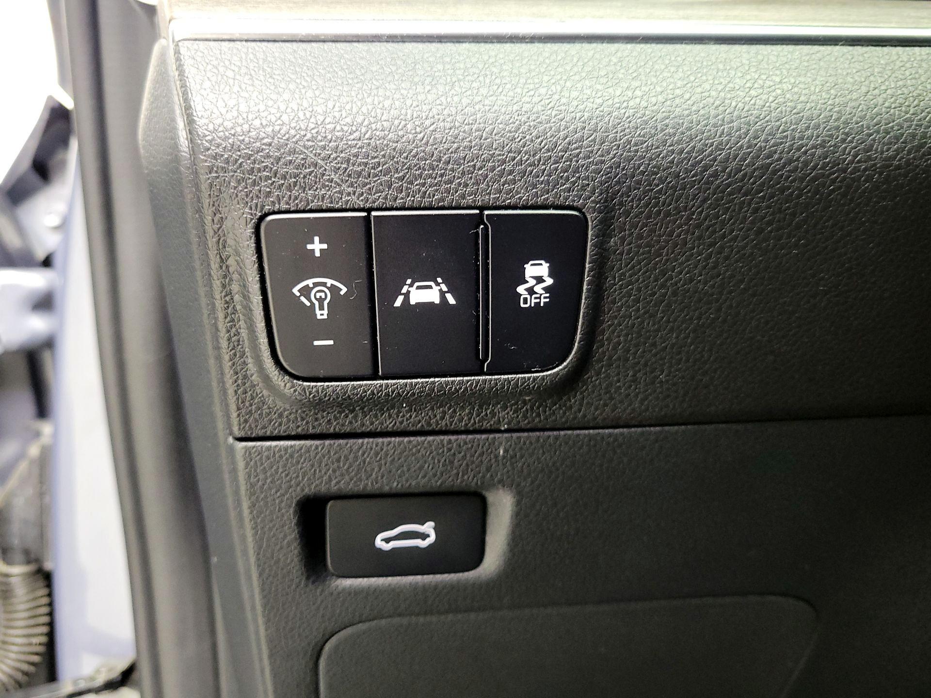 Thumbnail: 2021 Kia K5 - 13