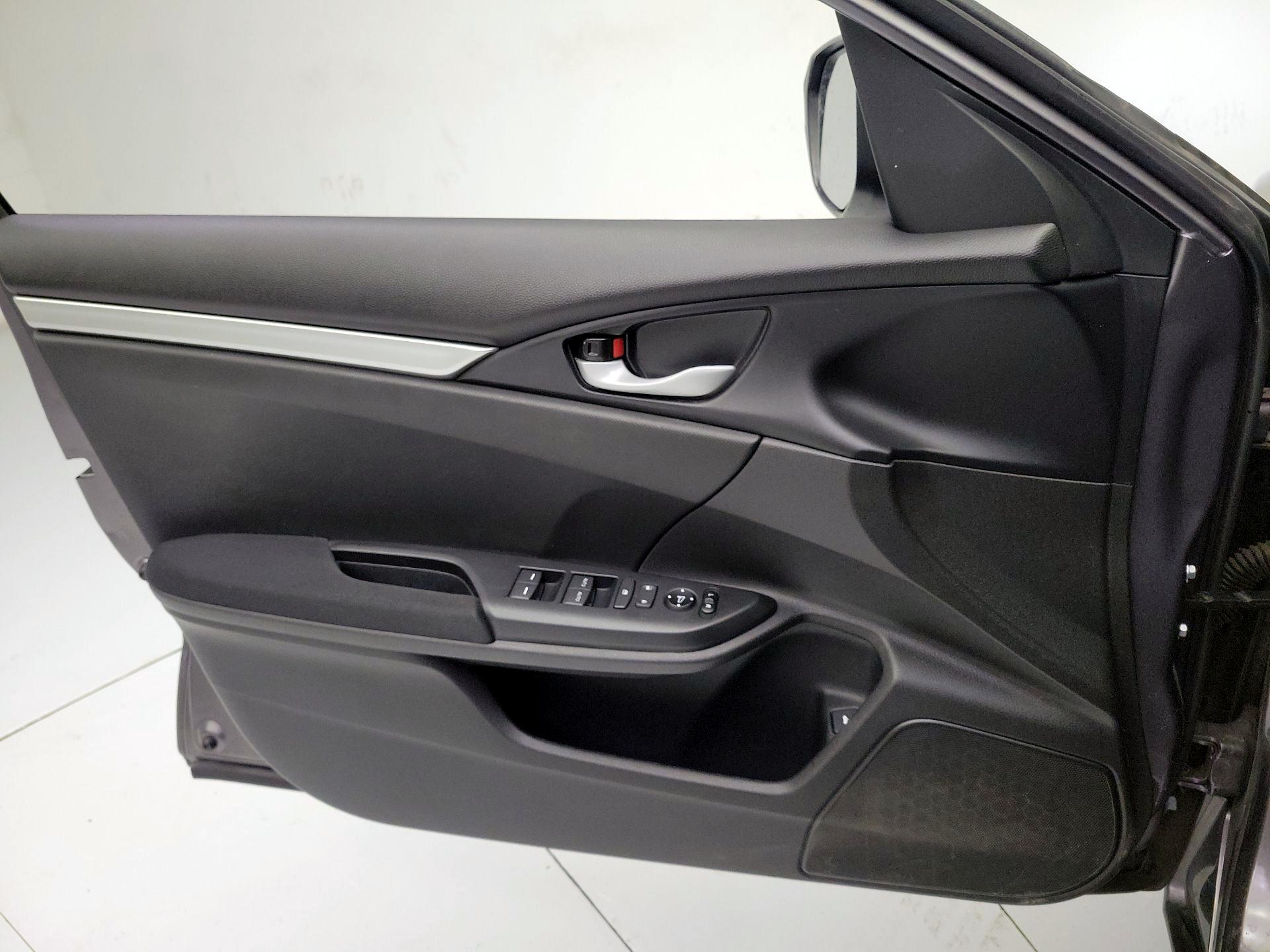 Thumbnail: 2019 Honda Civic - 12