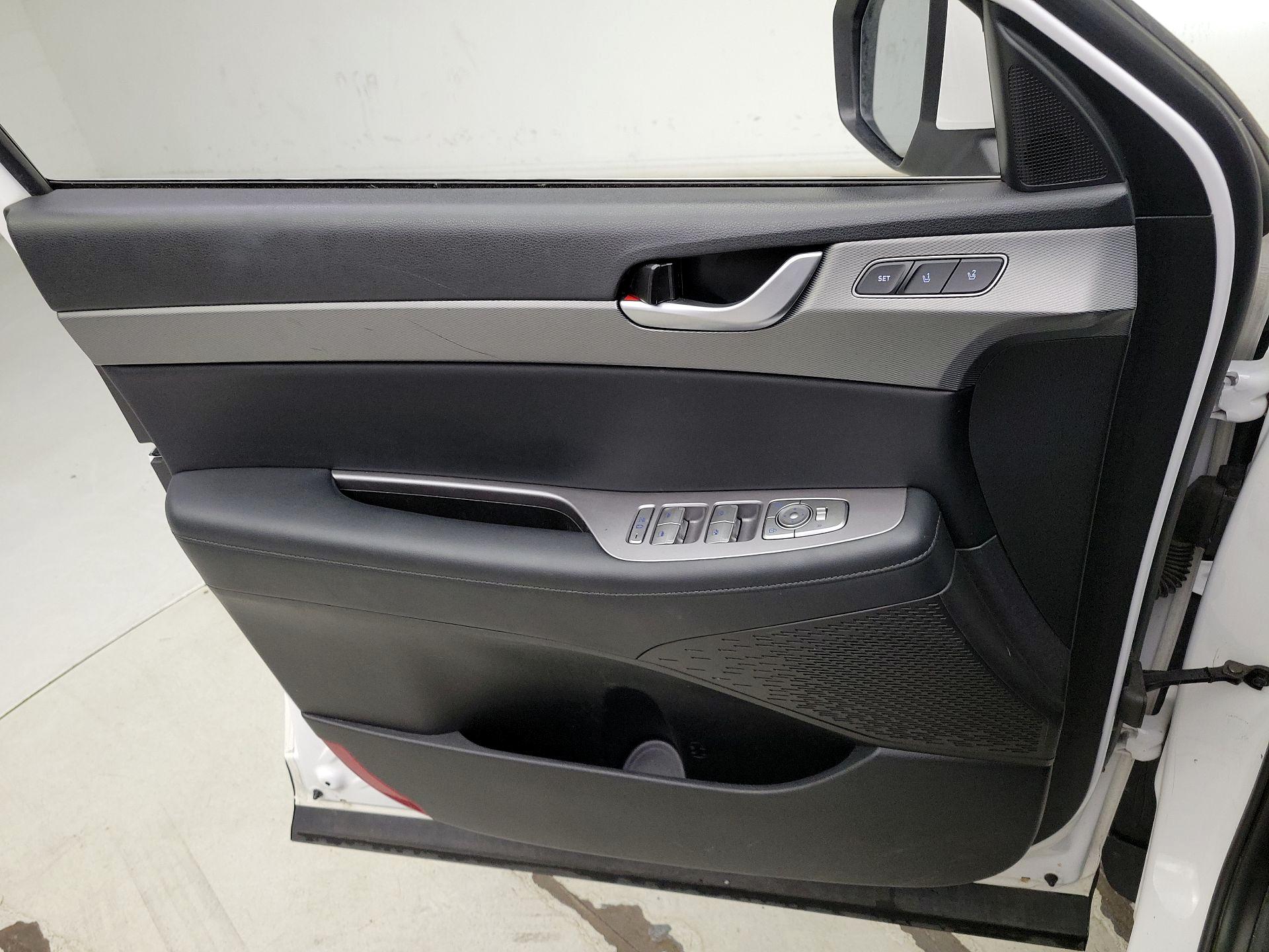 Thumbnail: 2021 Hyundai Palisade - 12