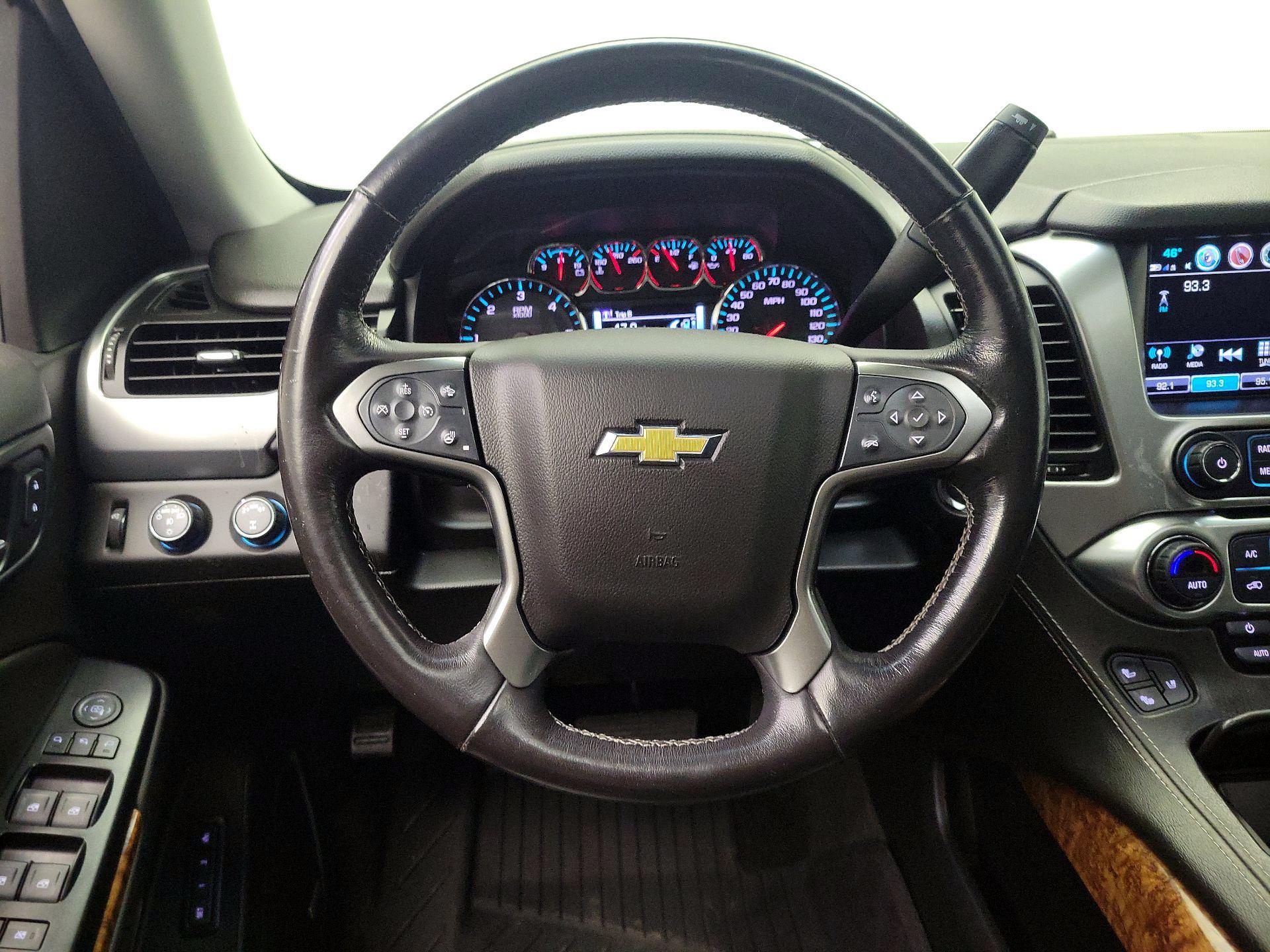 Thumbnail: 2018 Chevrolet Suburban - 10