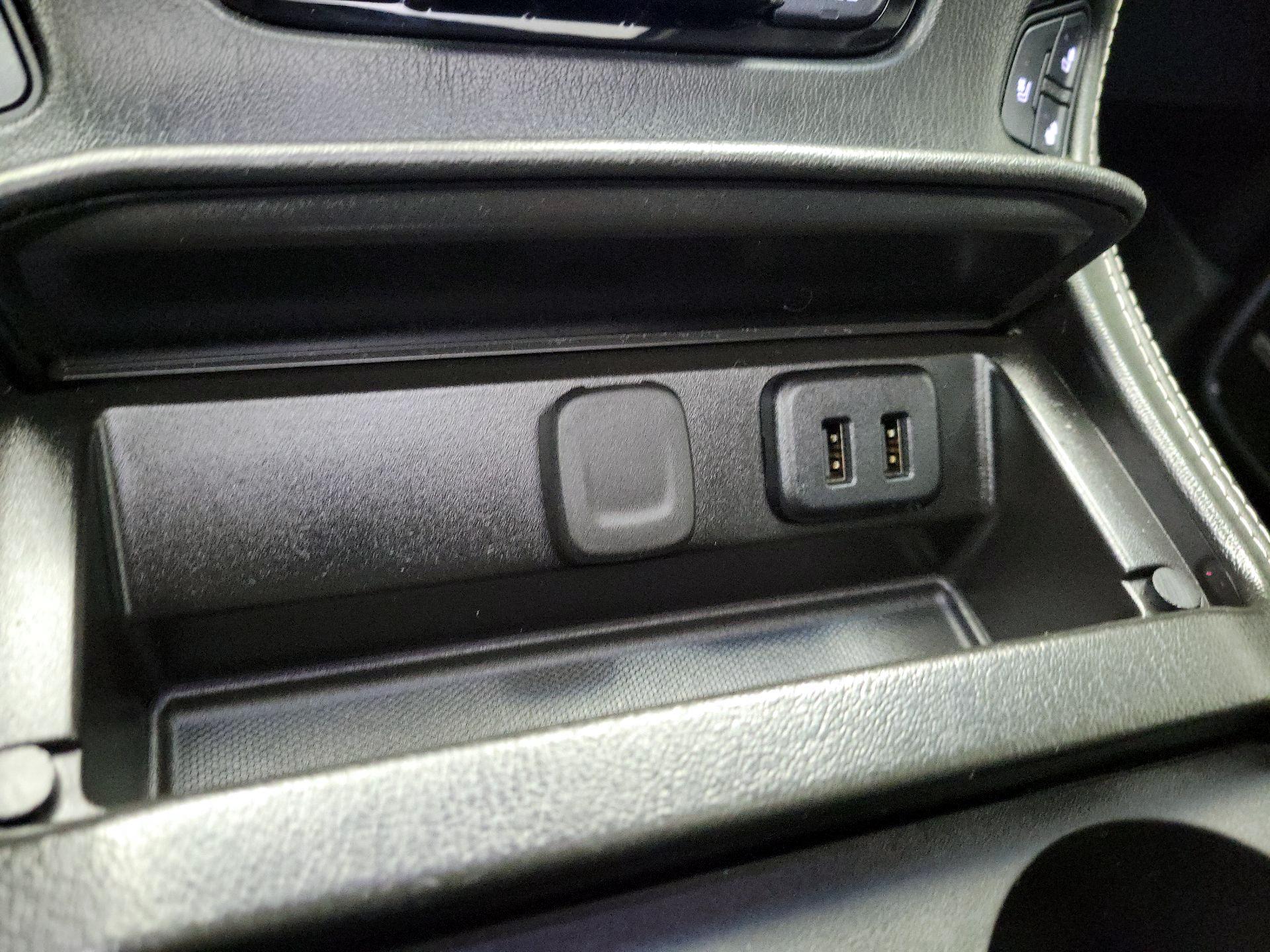 Thumbnail: 2018 Chevrolet Suburban - 19