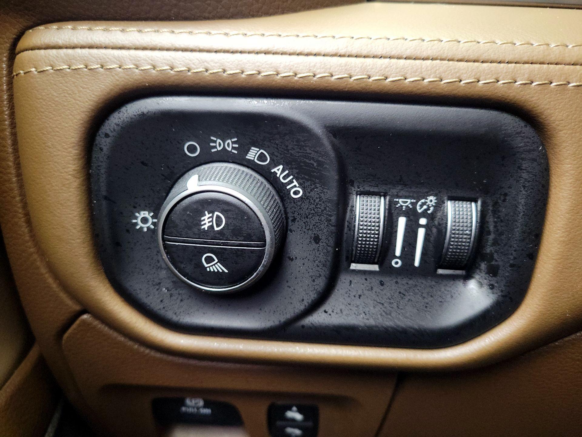 Thumbnail: 2019 RAM 1500 - 13